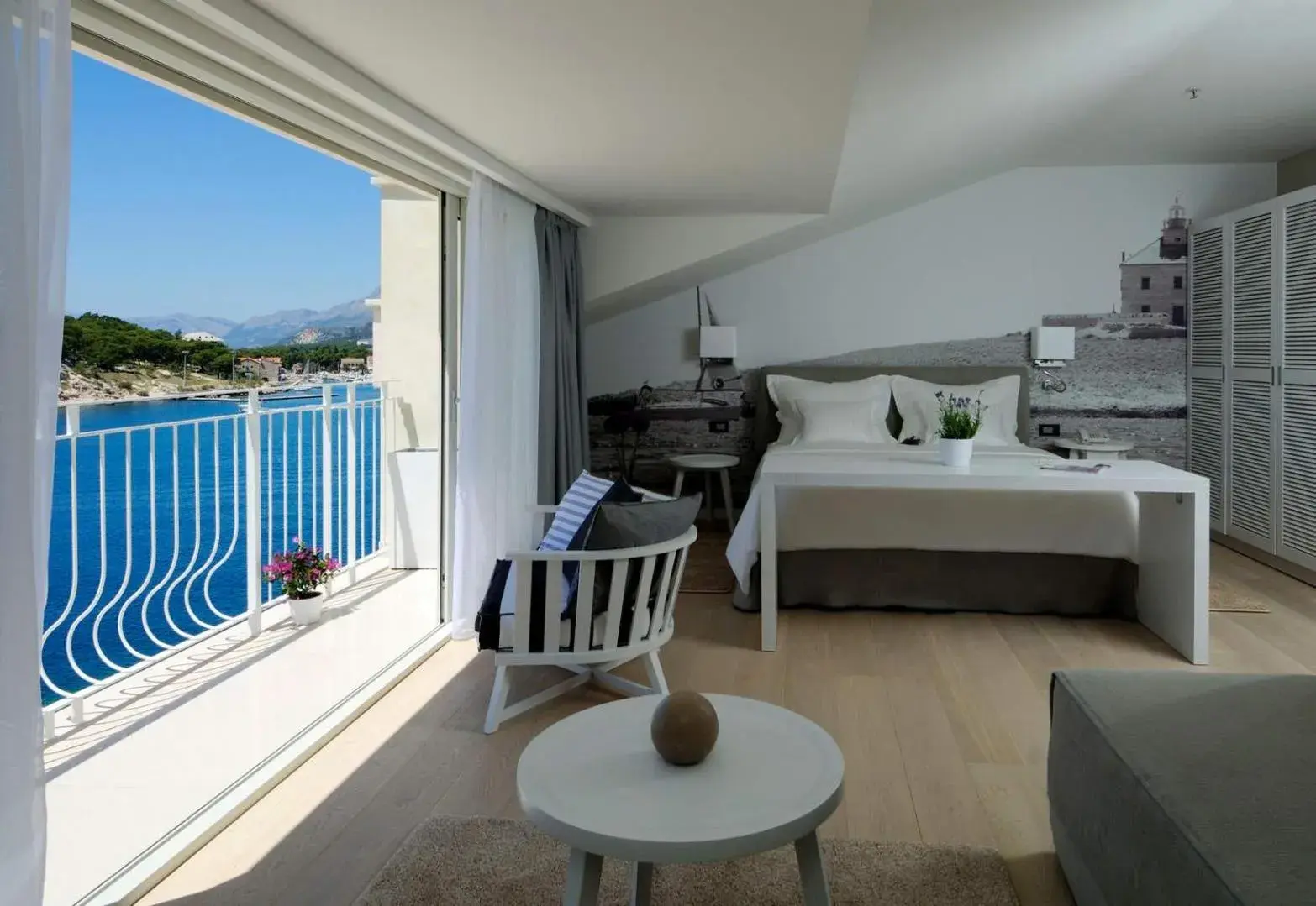 View (from property/room), Bed in Hotel Osejava View (from property/room), Bed in Hotel Osejava