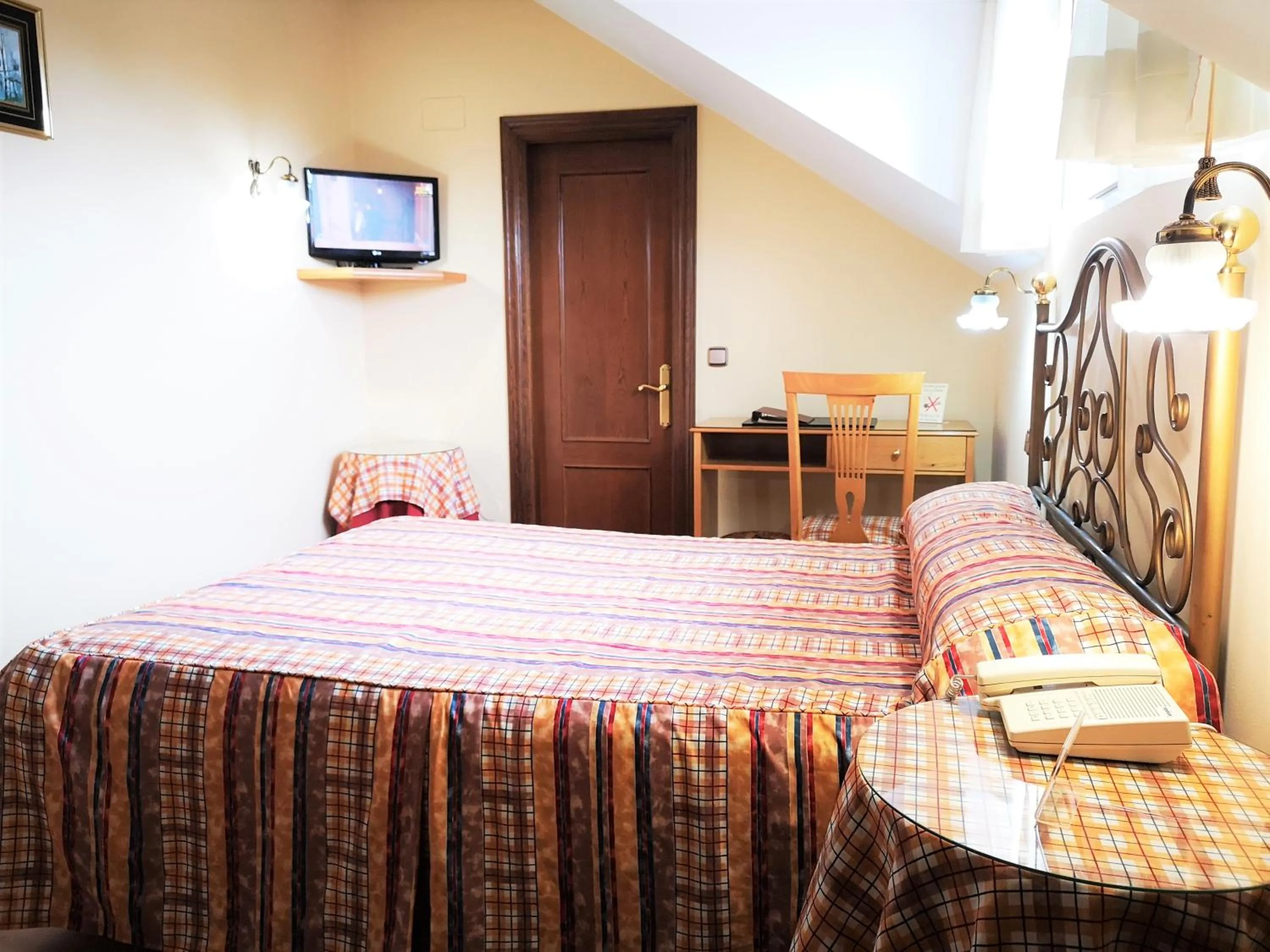 Photo of the whole room, Bed in Hotel y Casona El Carmen