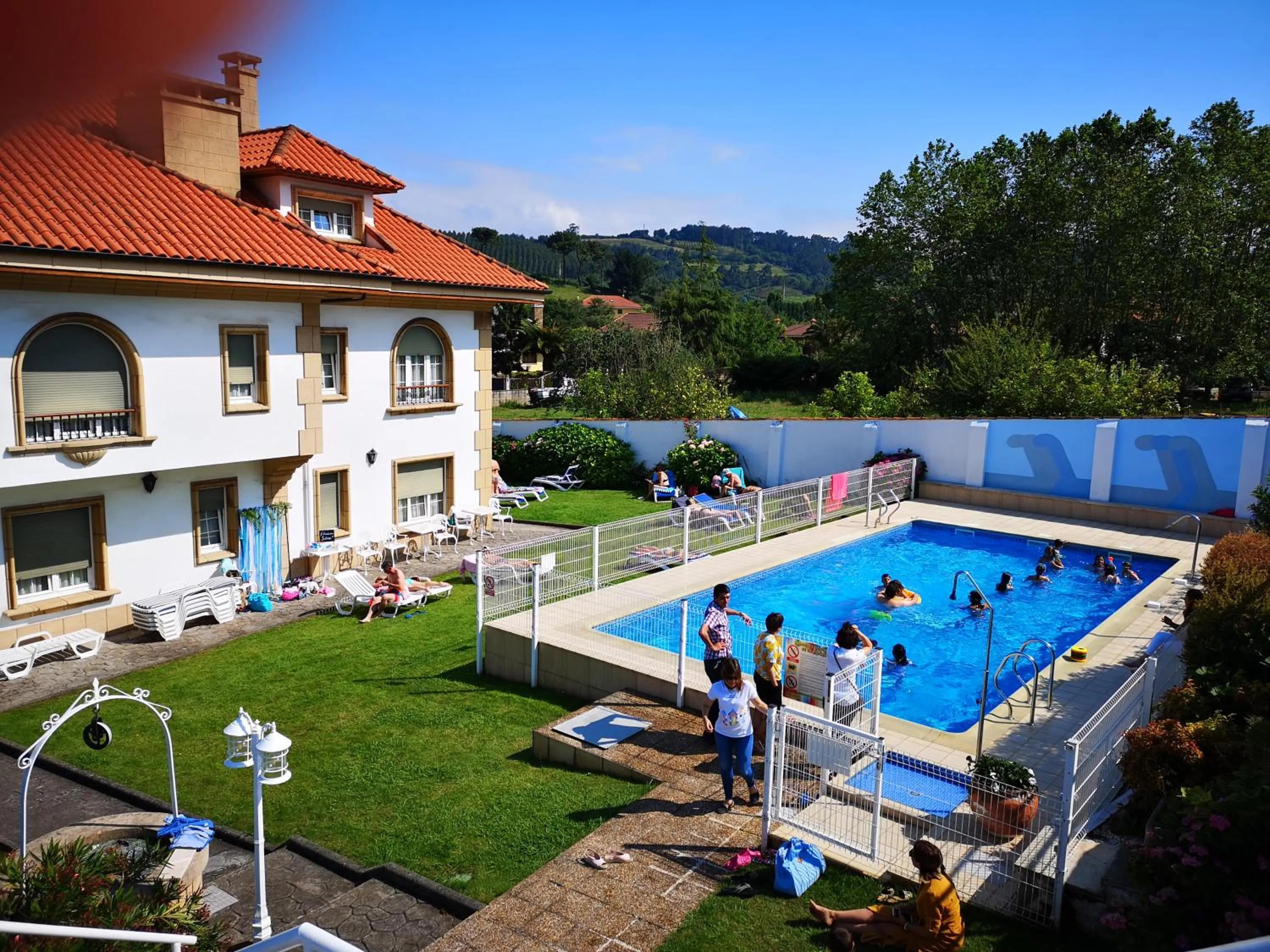Swimming pool in Hotel y Casona El Carmen