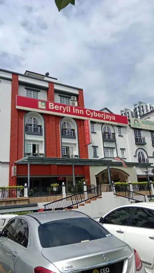Property building in Beryll Inn Cyberjaya Hotel Property building in Beryll Inn Cyberjaya Hotel