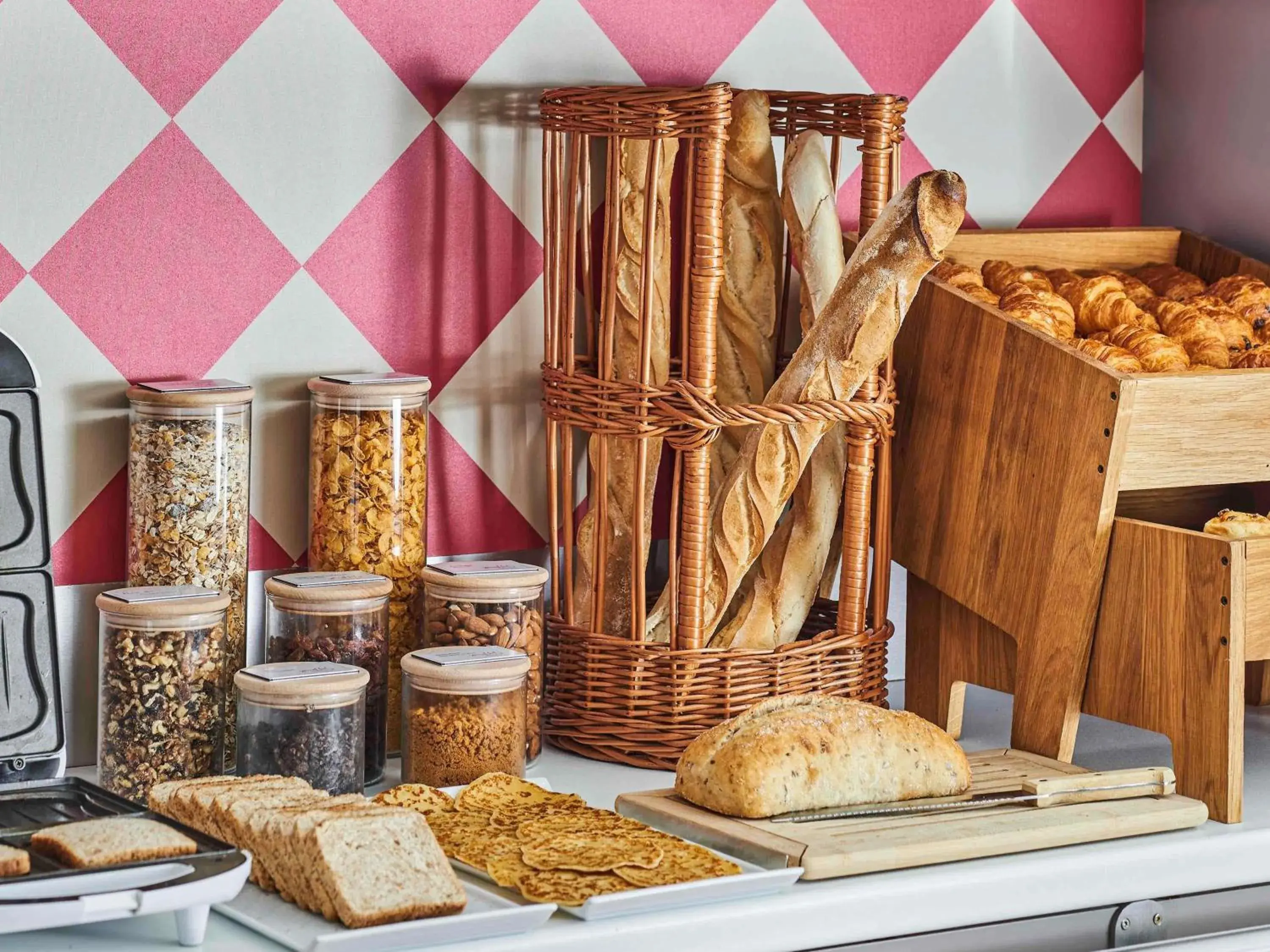 Property building in ibis Styles Paris Alesia Montparnasse Property building in ibis Styles Paris Alesia Montparnasse