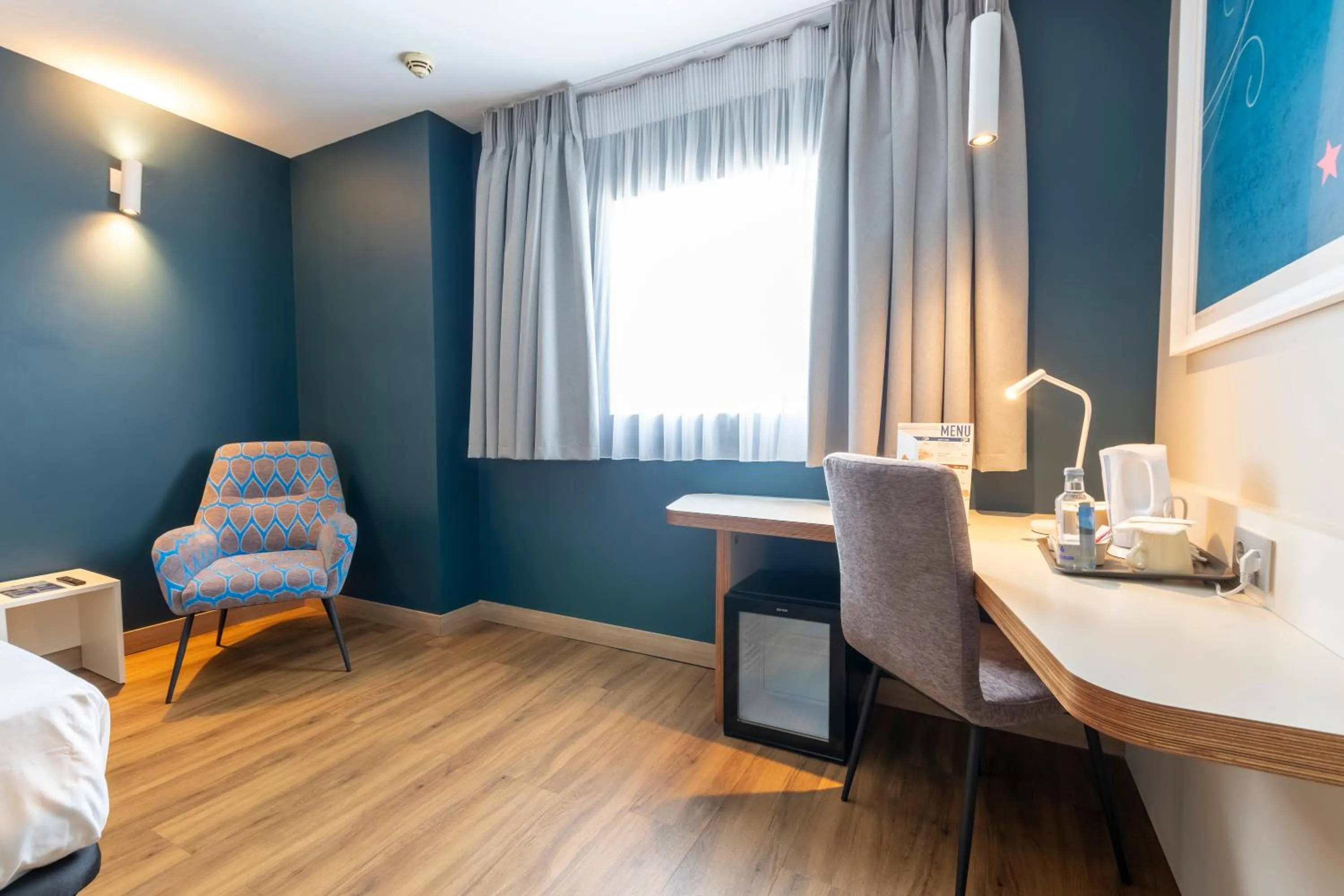 Bed in Travelodge Málaga Airport