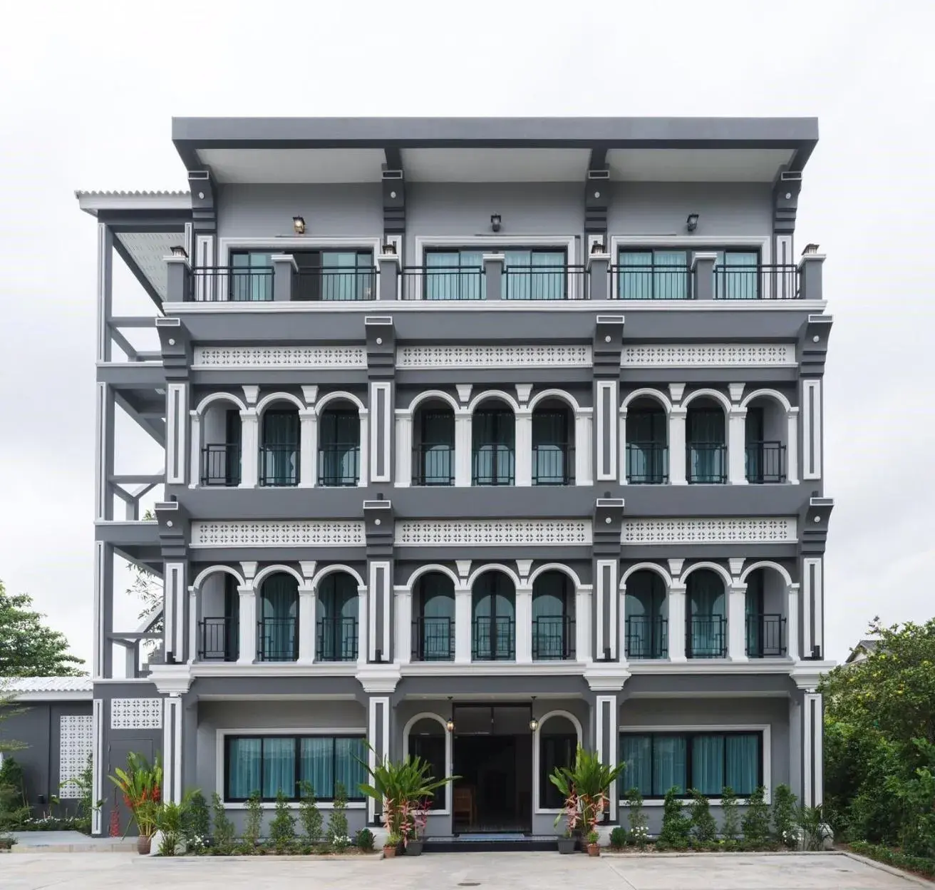 Facade/entrance in The Besavana Phuket - SHA Extra Plus Facade/entrance in The Besavana Phuket - SHA Extra Plus