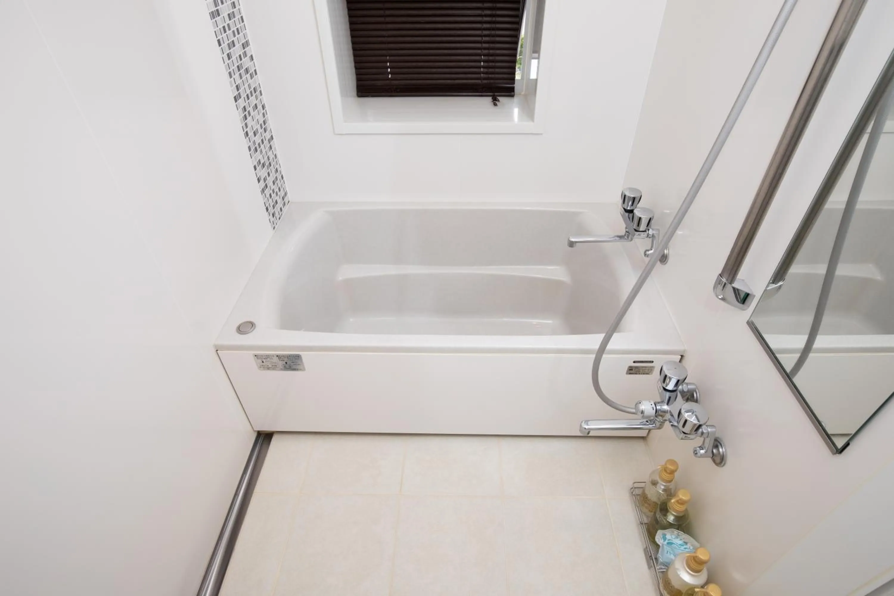 Bathroom in 天然個室温泉 HOTEL Lafontaine 諏訪