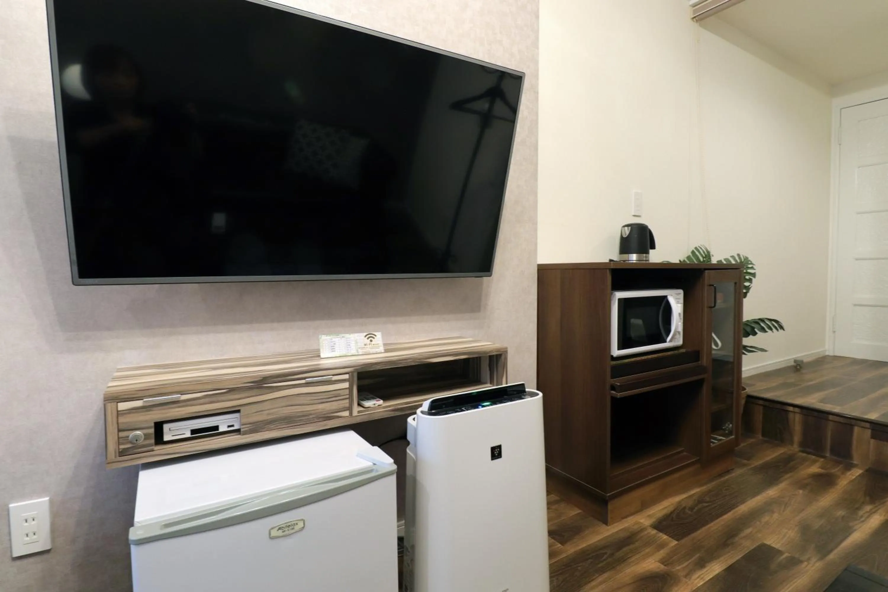 Photo of the whole room in 天然個室温泉 HOTEL Lafontaine 諏訪