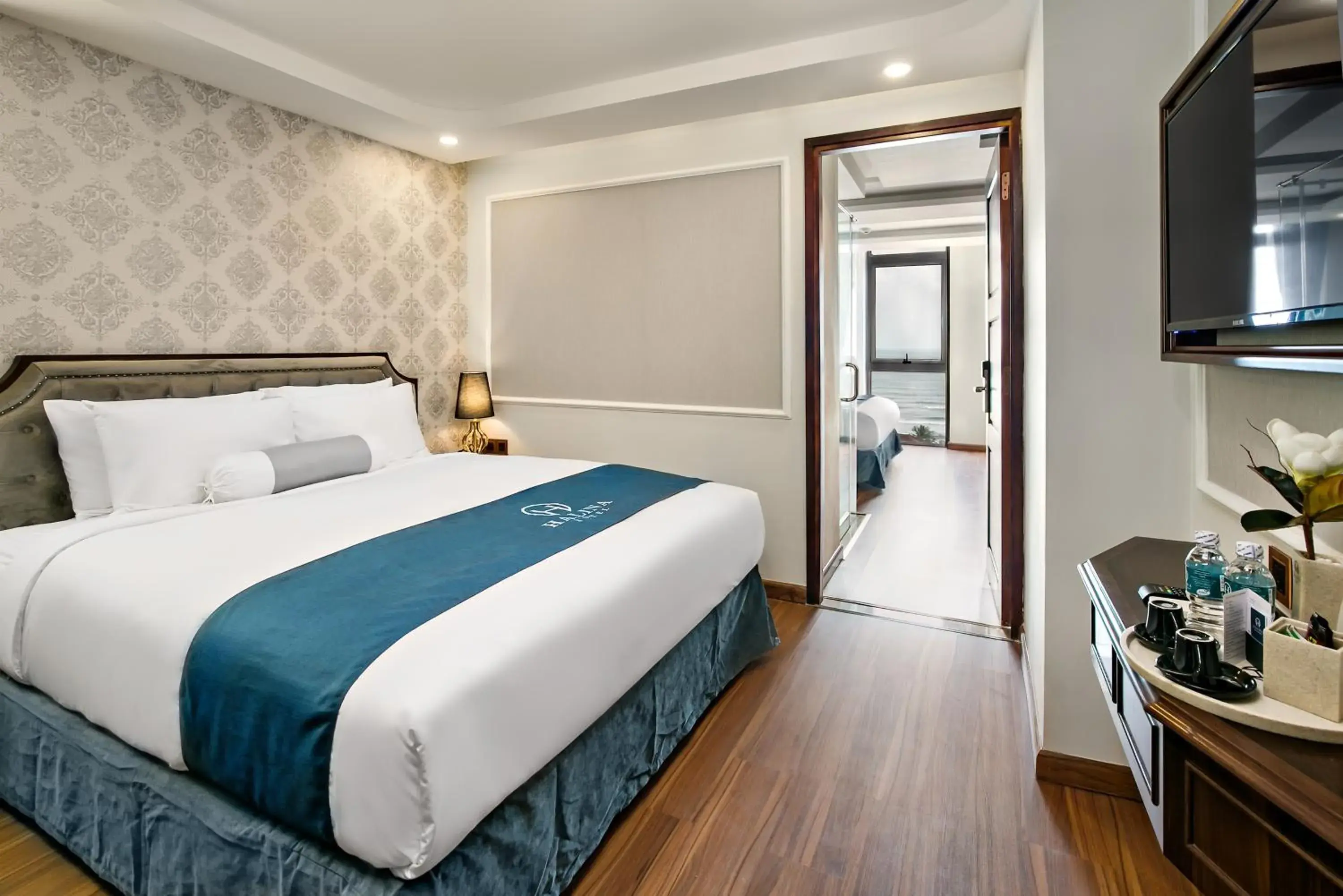 Photo of the whole room, Bed in Halina Hotel and Apartment Photo of the whole room, Bed in Halina Hotel and Apartment