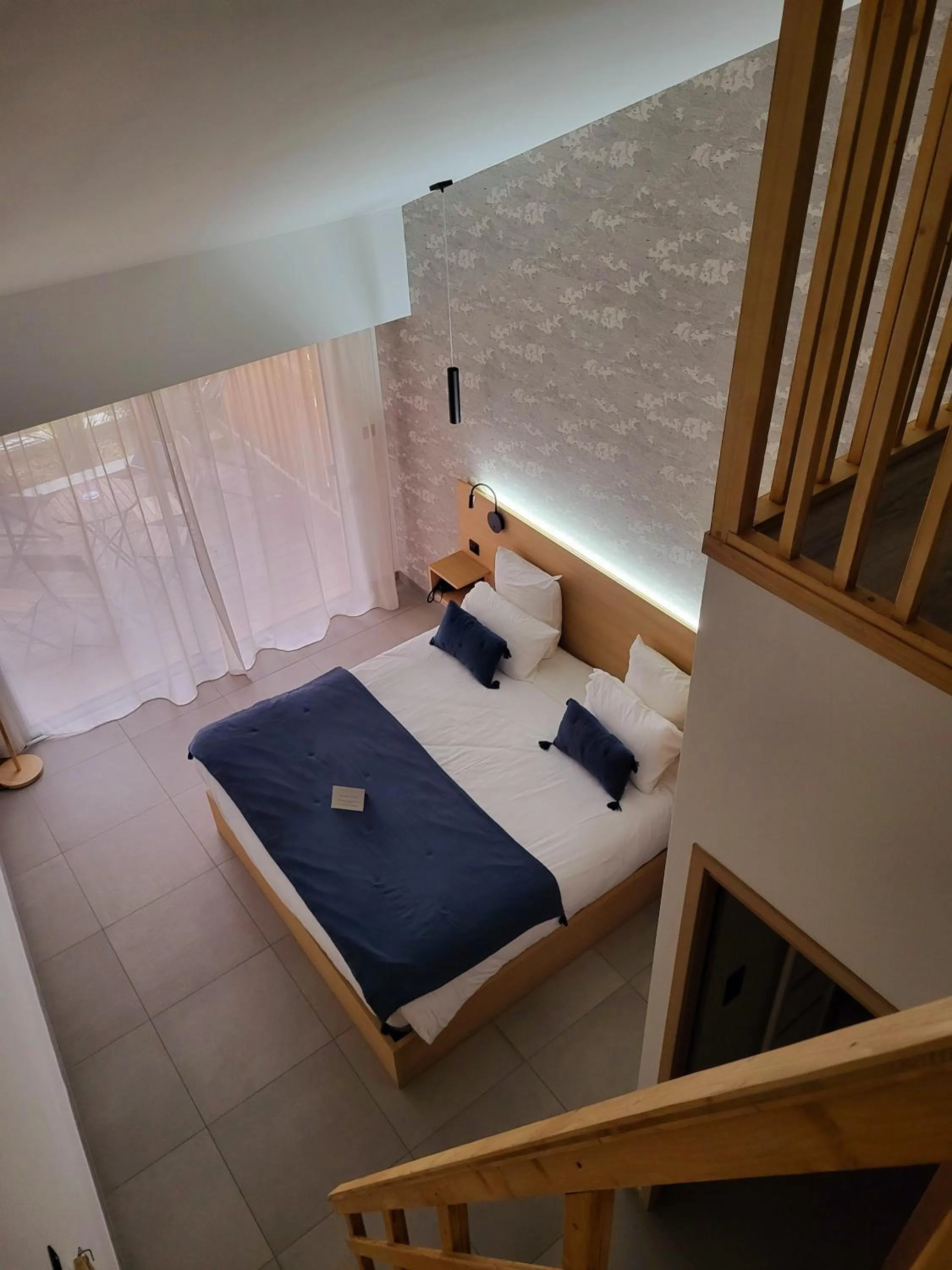 Photo of the whole room, Bed in Hôtel L'Albatros