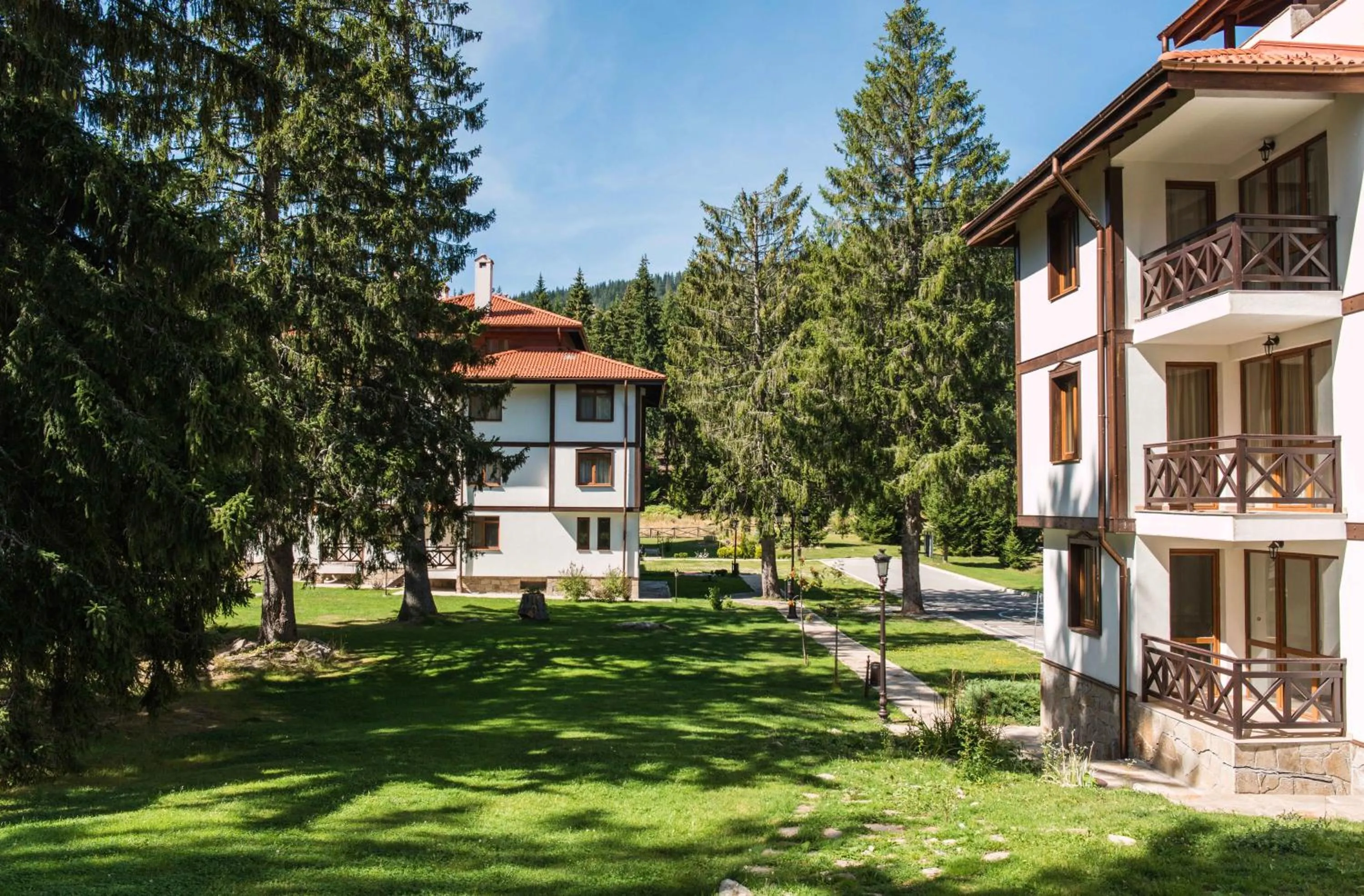 Property building in Mountain Lake Hotel