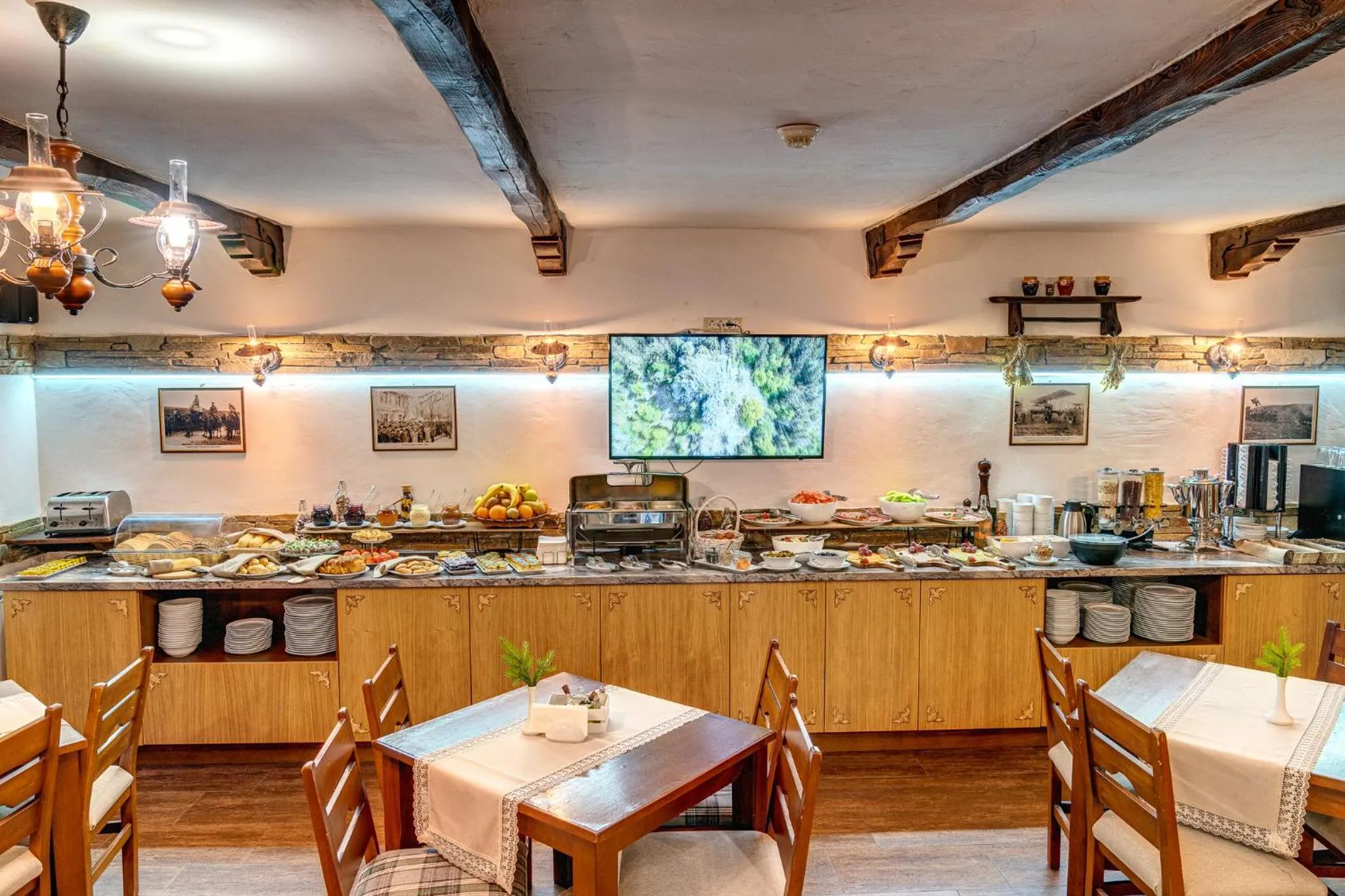 Mountain Lake Hotel