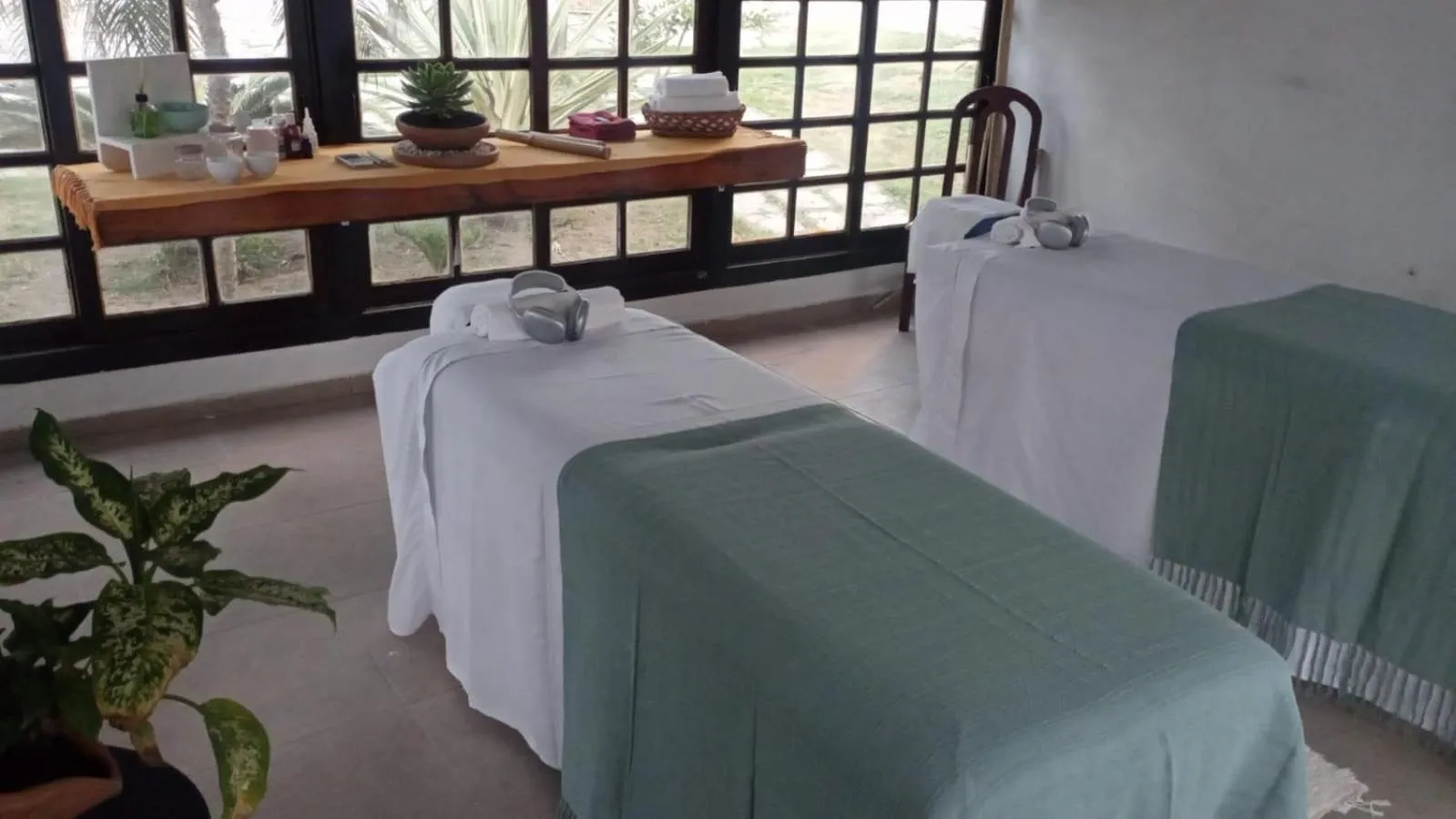 Massage, Bed in Pousada Costa Del Sol