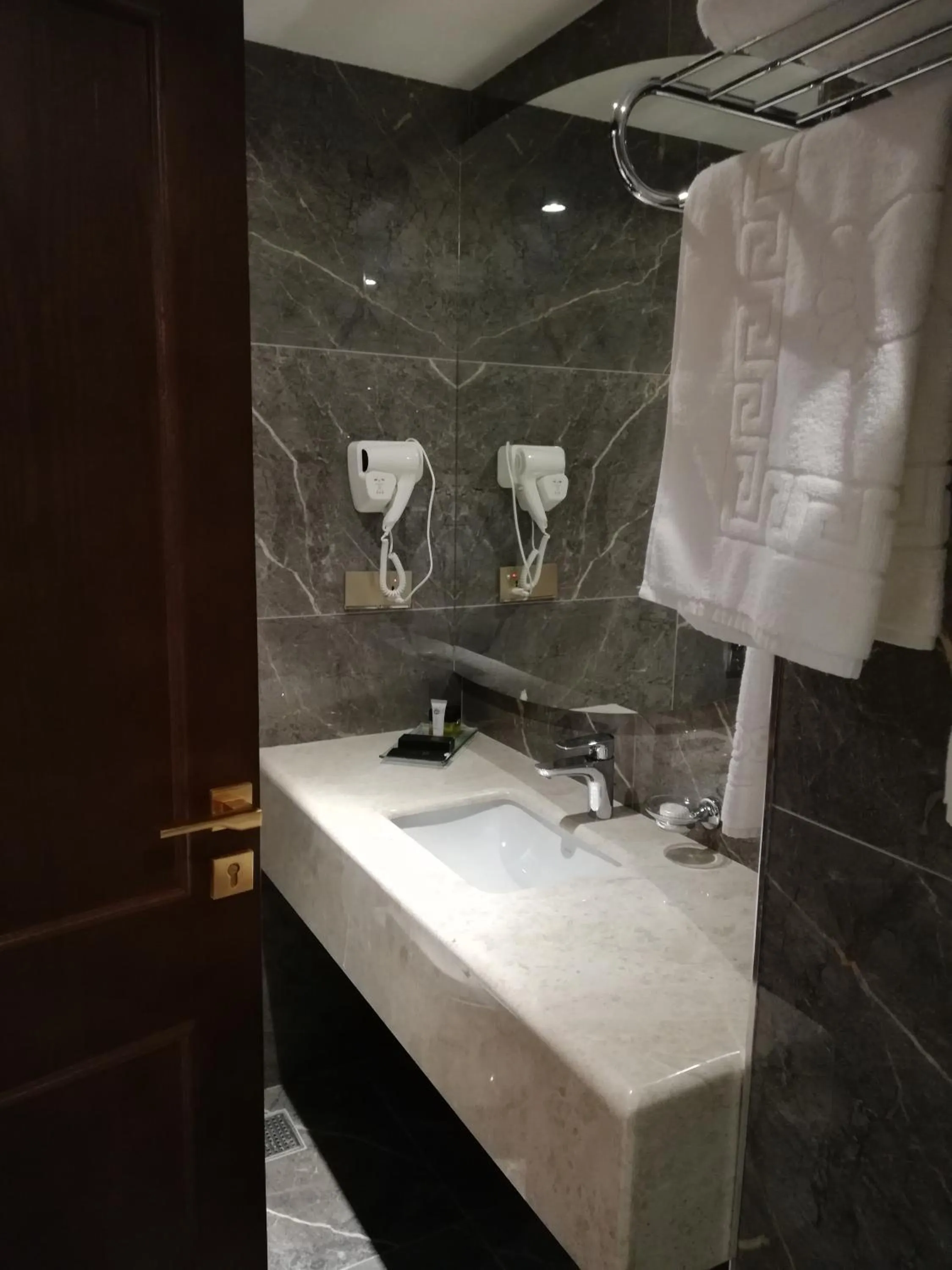 Bathroom in Hyksos Hotel