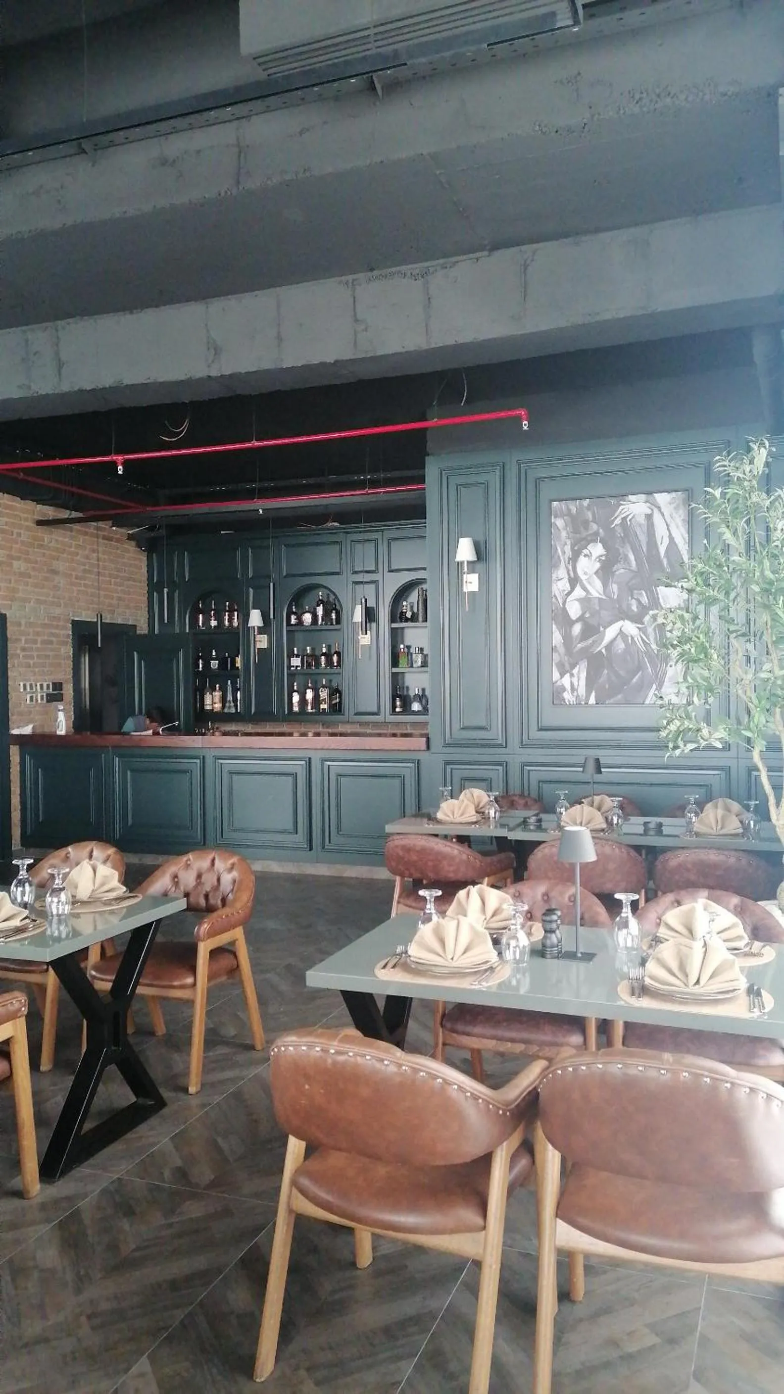 Restaurant/places to eat in Hyksos Hotel