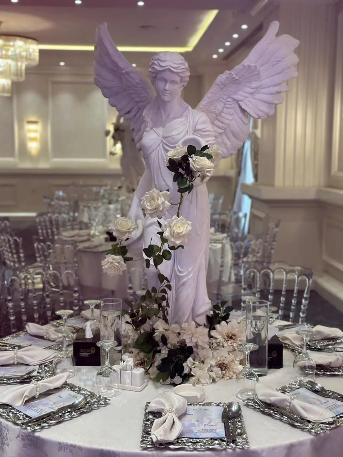 Restaurant/places to eat in Hyksos Hotel