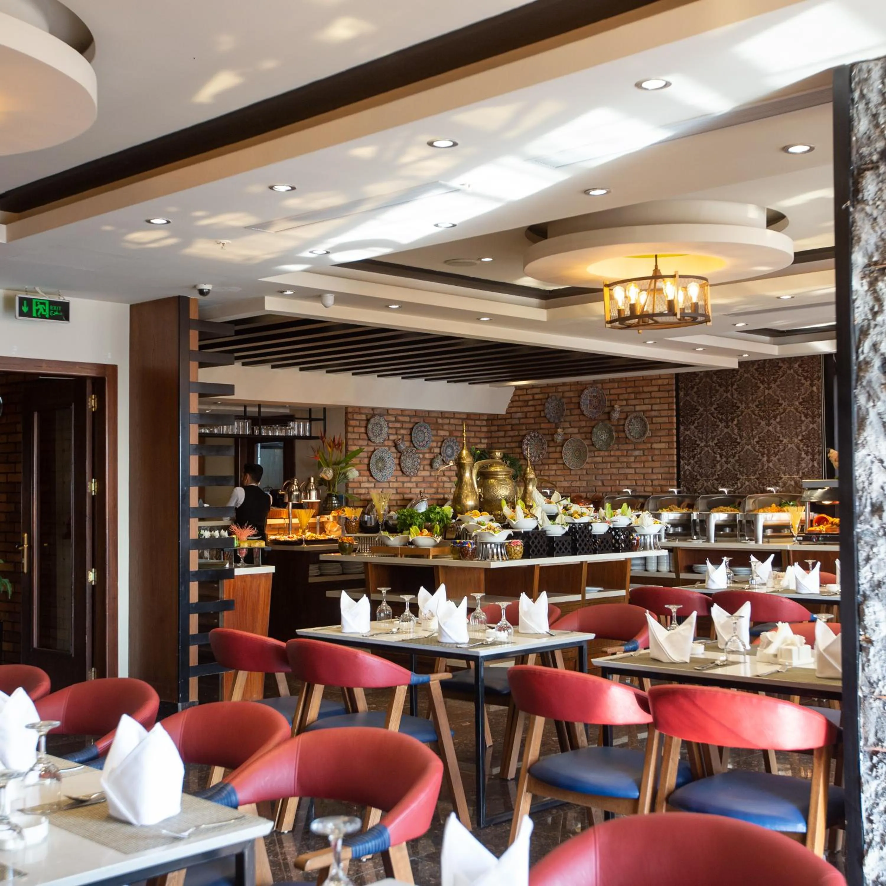 Restaurant/places to eat in Hyksos Hotel