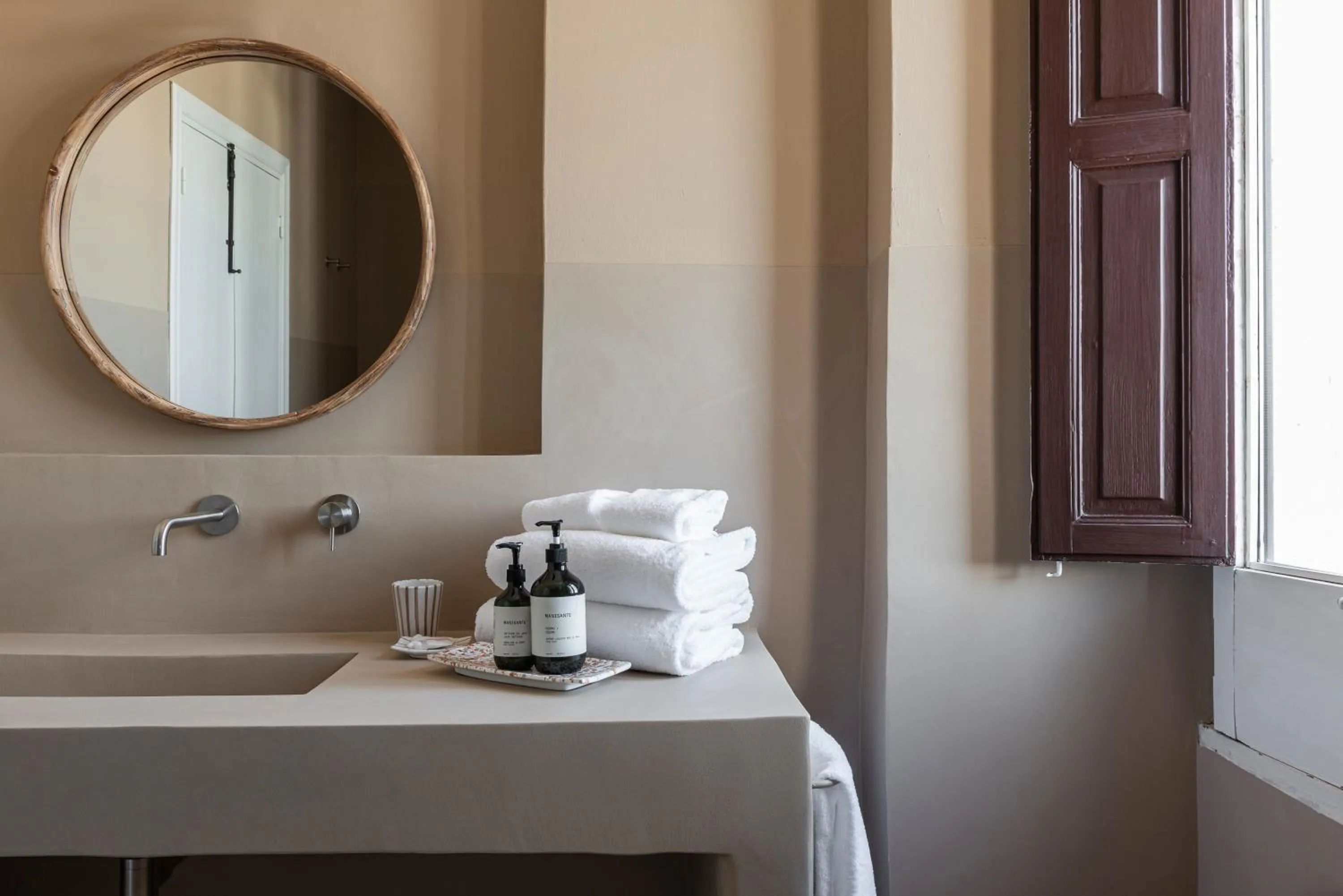 Bathroom in Masseria Borgo San Marco