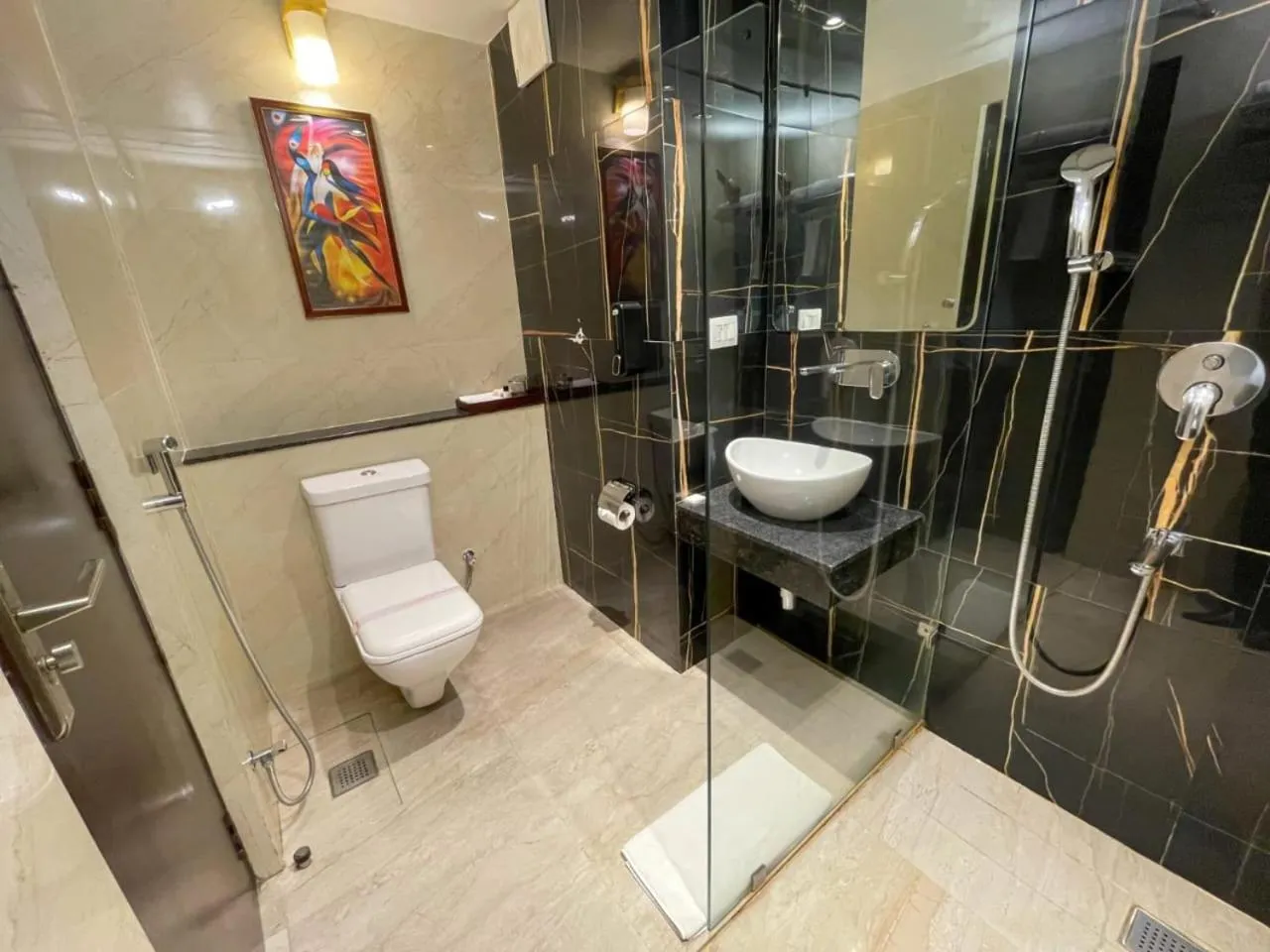 Bathroom in Comfort Hotel Vista