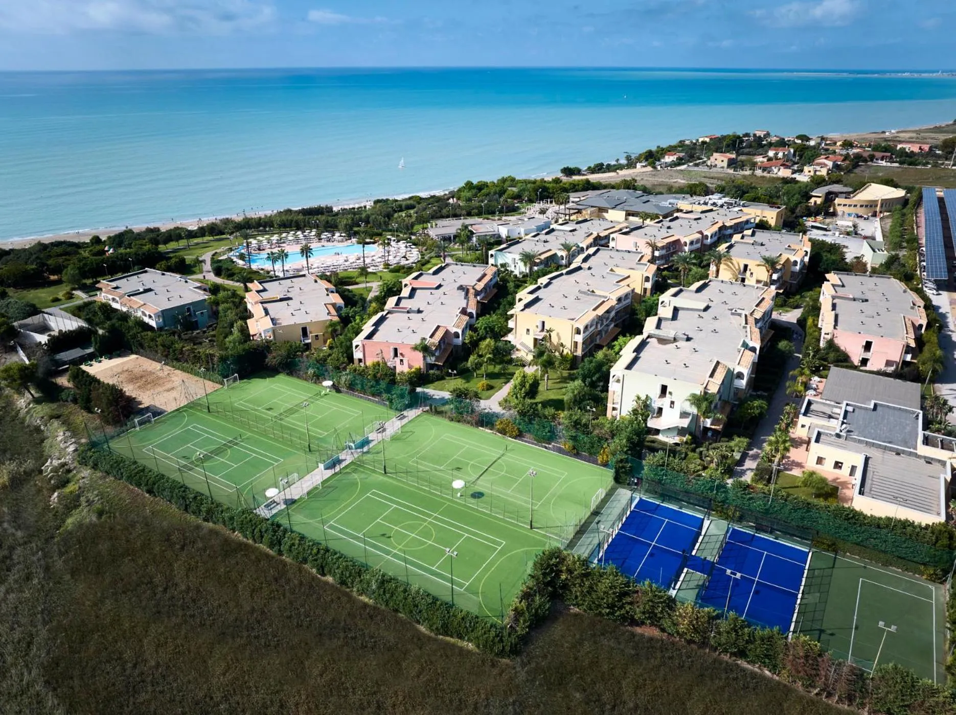 Natural landscape in Serenusa Resort