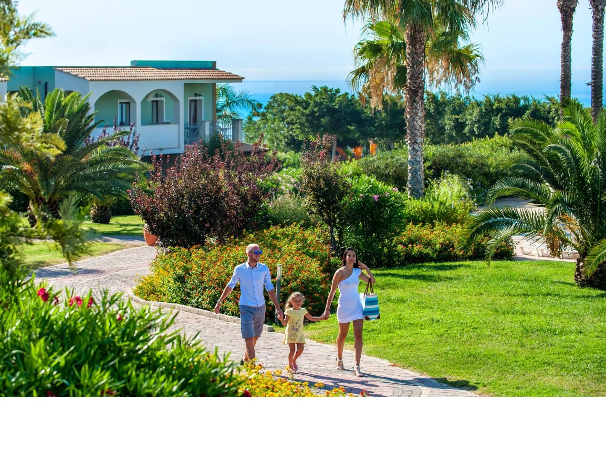 Day in Serenusa Resort