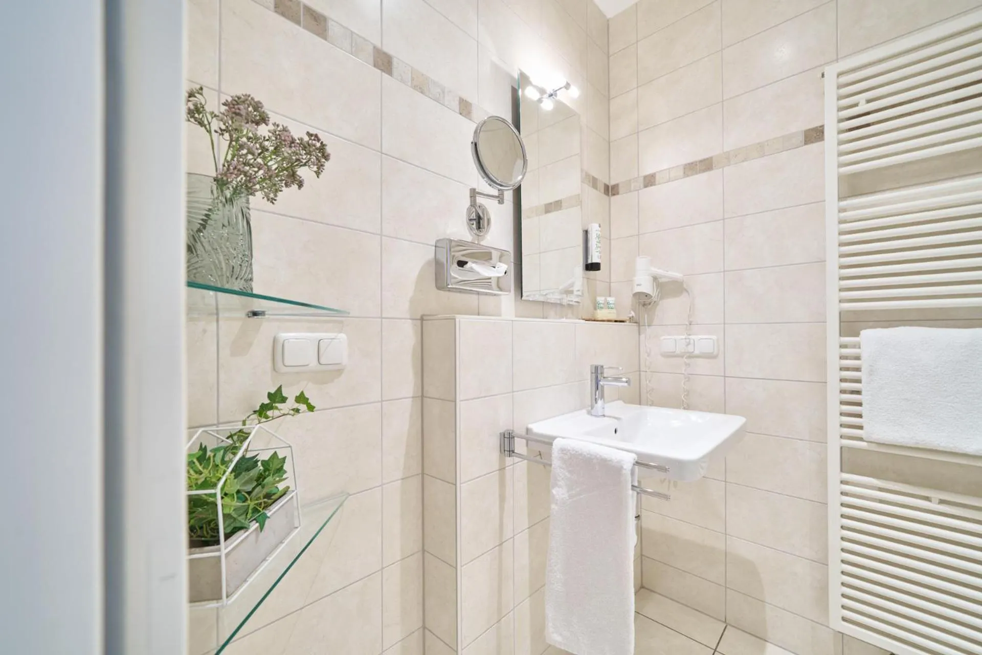 Bathroom in Hotel am Hof