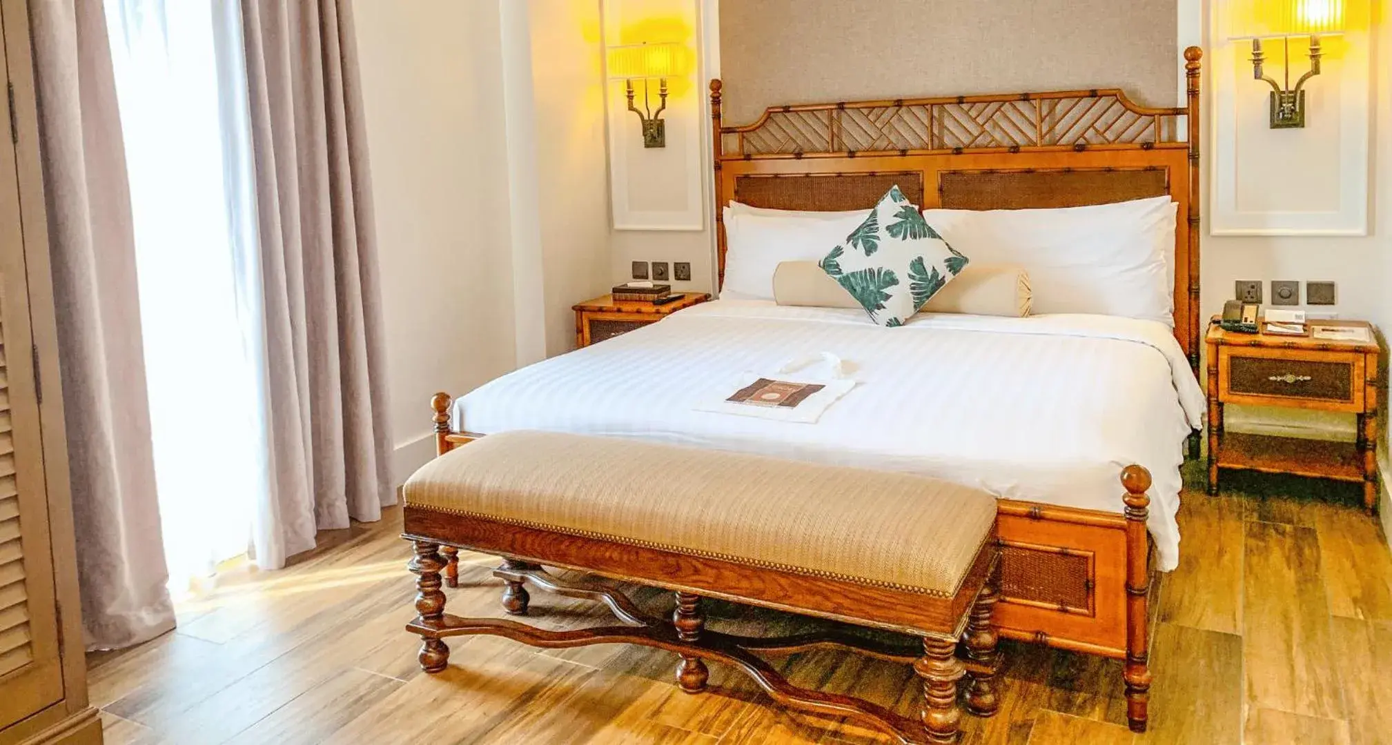 Bed in Feliz Hotel Boracay Bed in Feliz Hotel Boracay