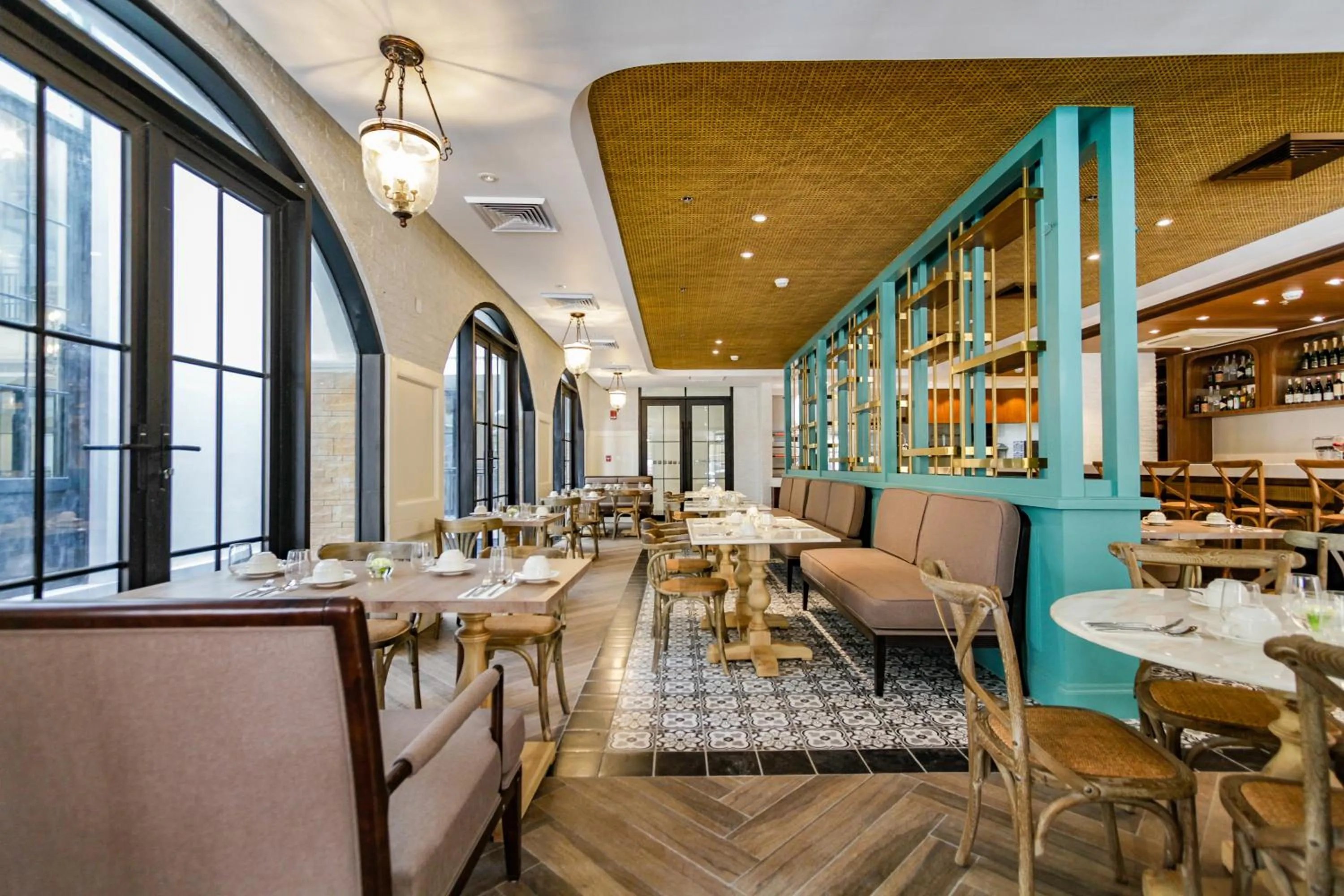 Restaurant/places to eat in Feliz Hotel Boracay