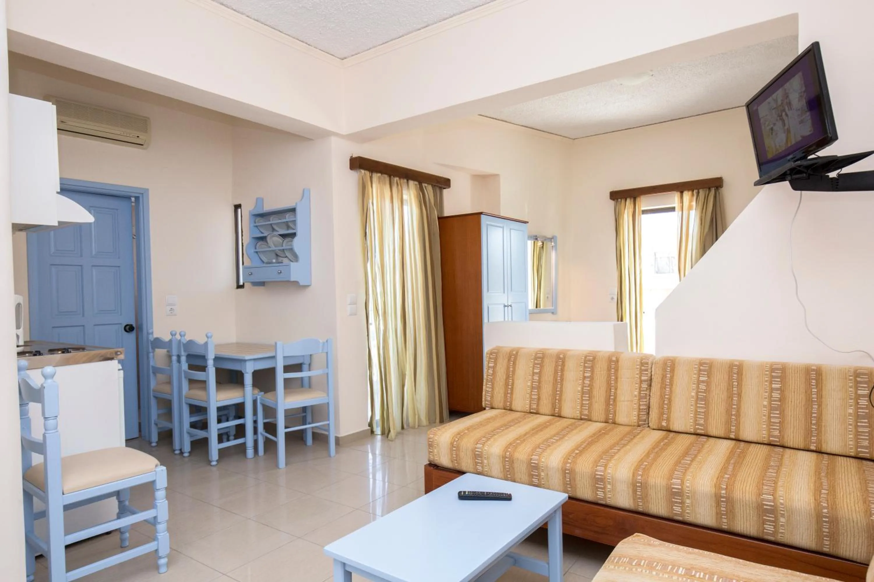 Living room in Mandy Suites