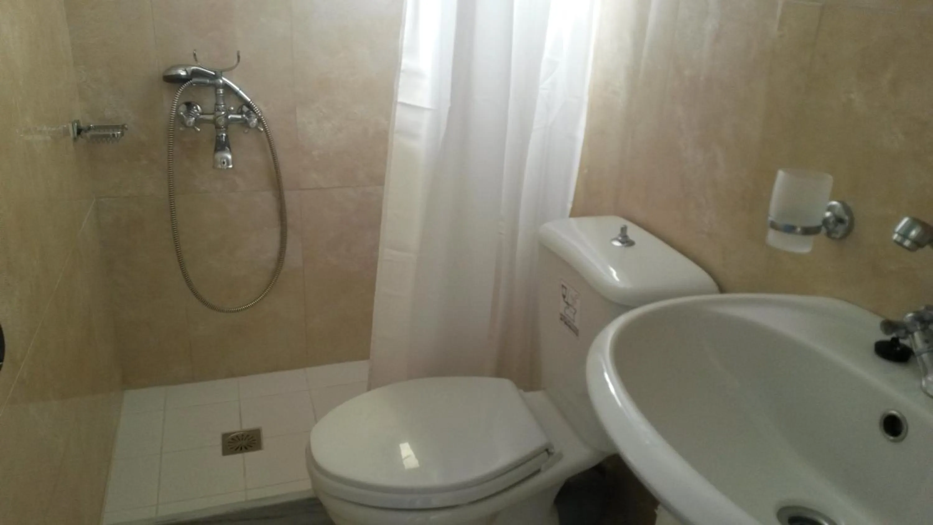 Shower in Mandy Suites