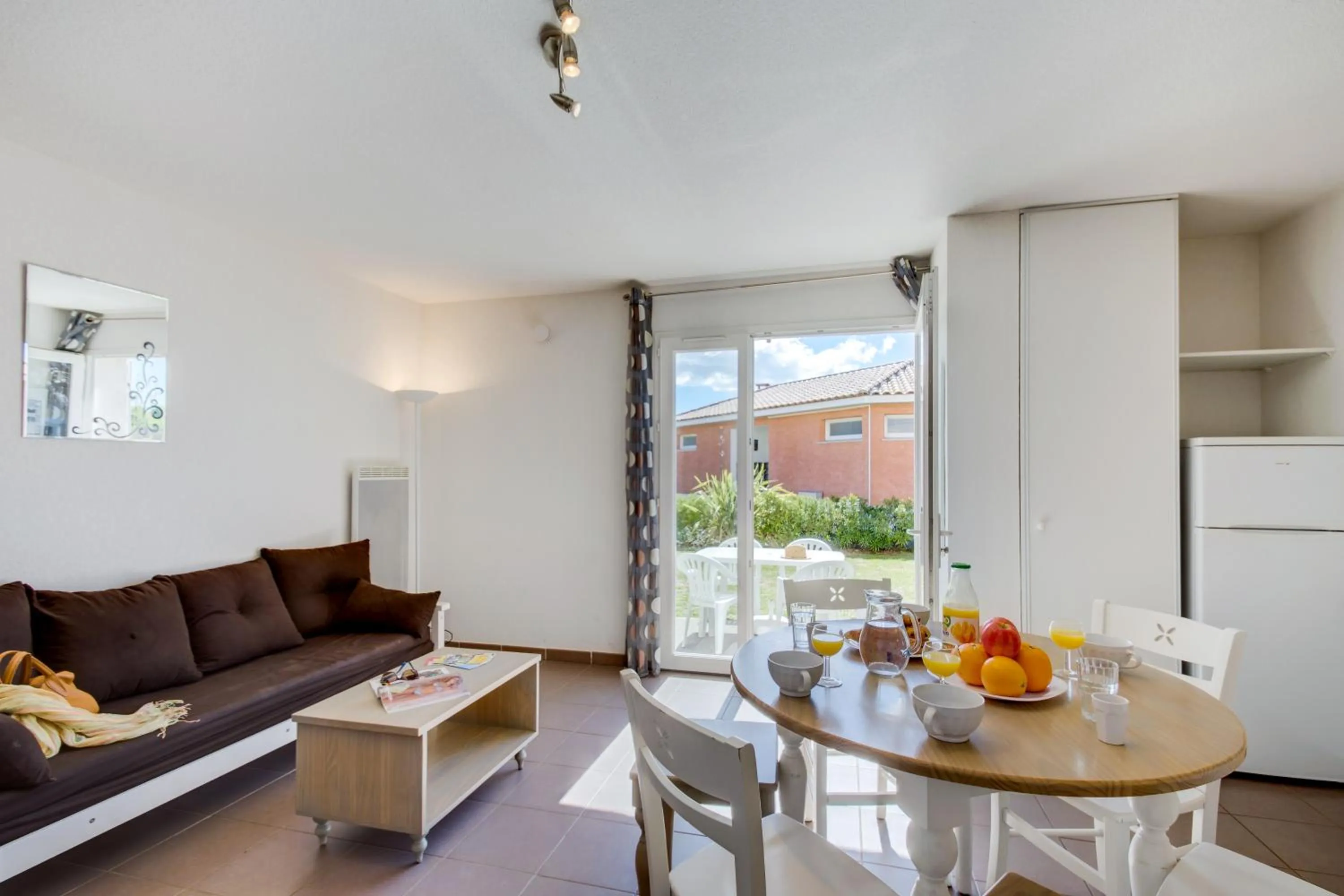 Living room in Vacancéole - Le Domaine d'Enserune