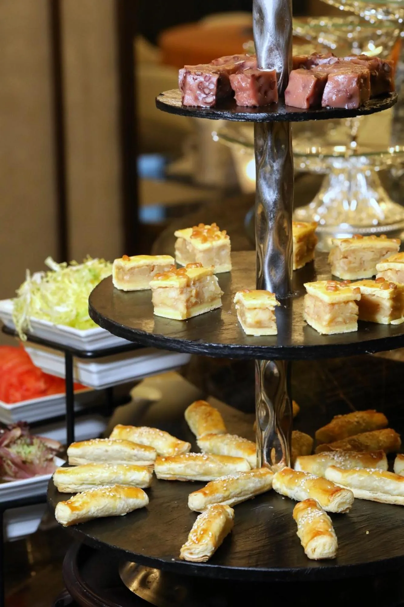 Breakfast in Jinjiang Metropolo Hotel Classic Nanjing Road (East) Shanghai