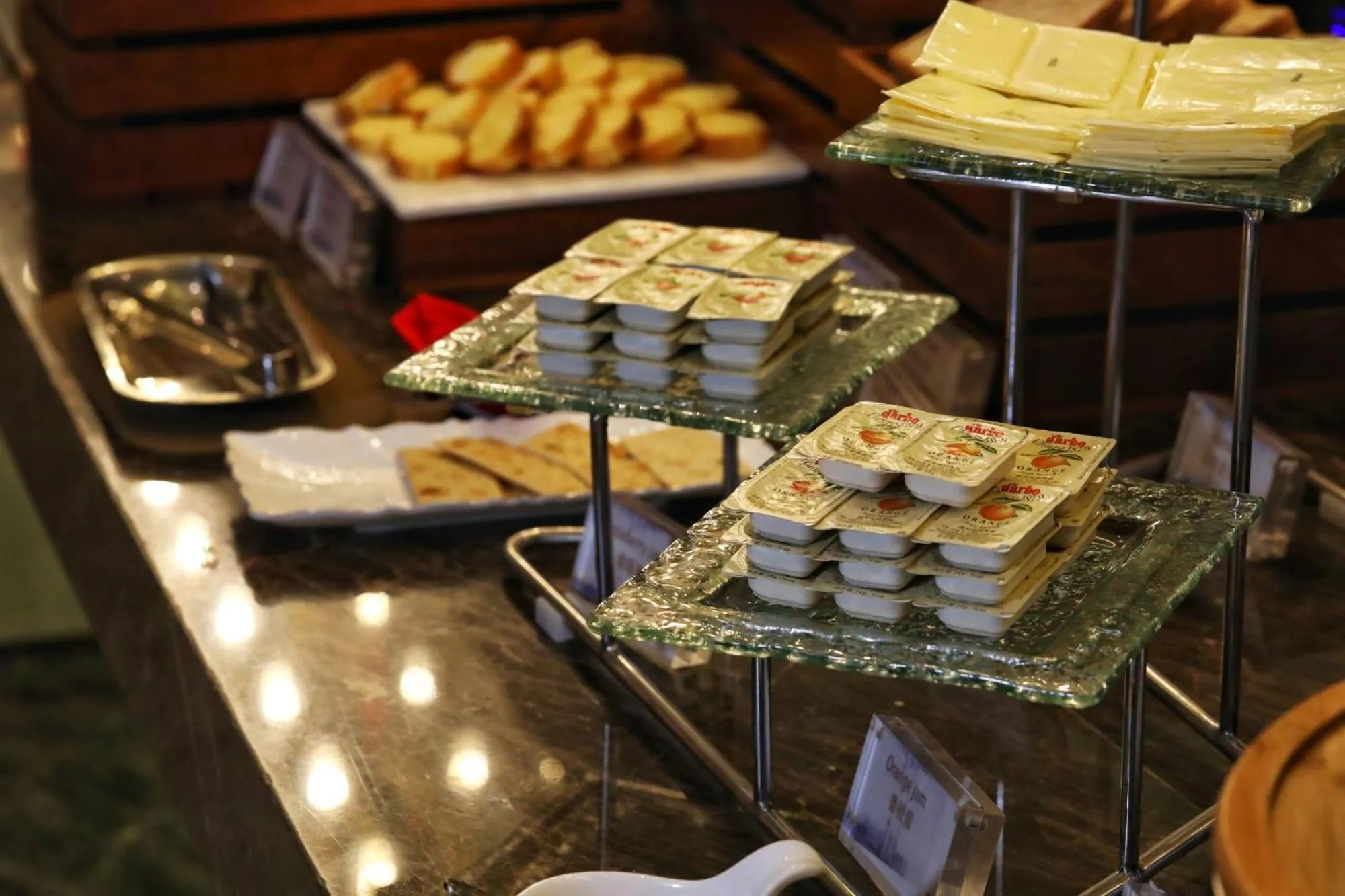 Buffet breakfast in Jinjiang Metropolo Hotel Classic Nanjing Road (East) Shanghai