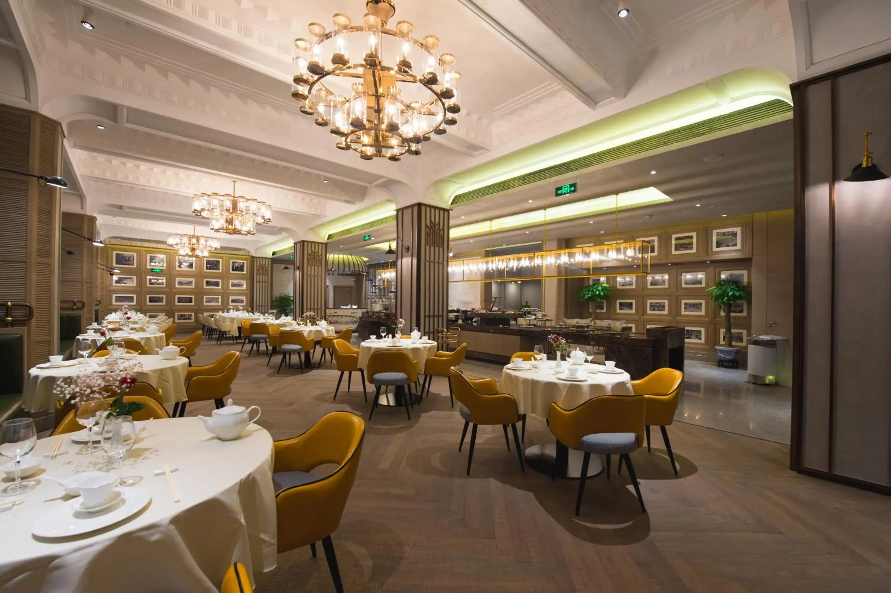 Restaurant/places to eat in Jinjiang Metropolo Hotel Classic Nanjing Road (East) Shanghai Restaurant/places to eat in Jinjiang Metropolo Hotel Classic Nanjing Road (East) Shanghai