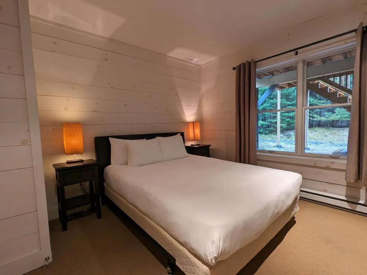 Bed in Tremblant Mountain Chalets