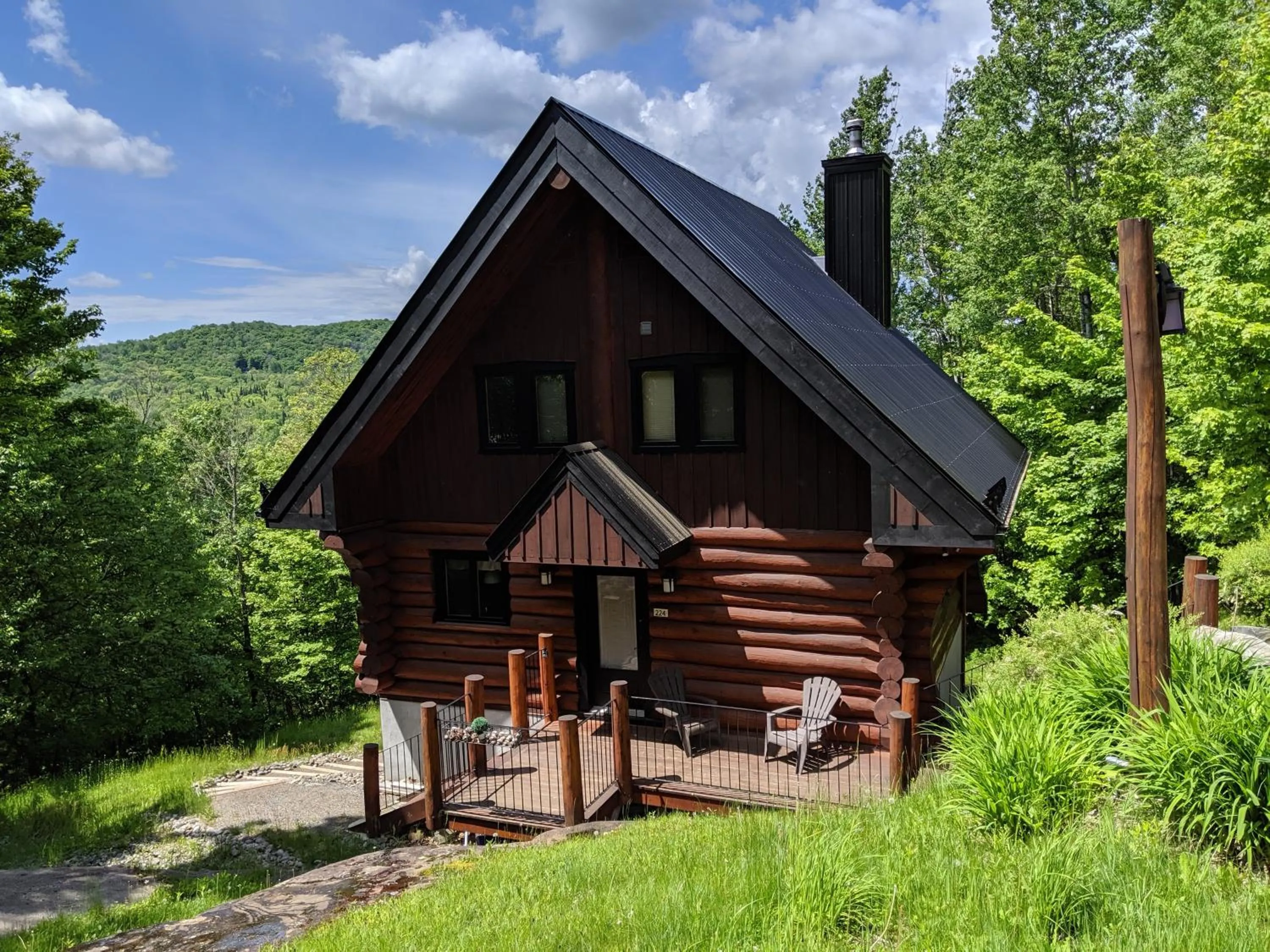 Property building in Tremblant Mountain Chalets