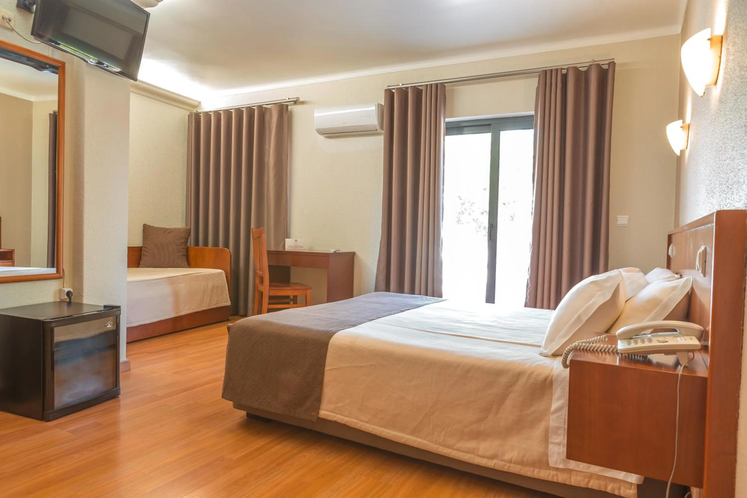 Bedroom, Bed in Hotel Amadora Palace