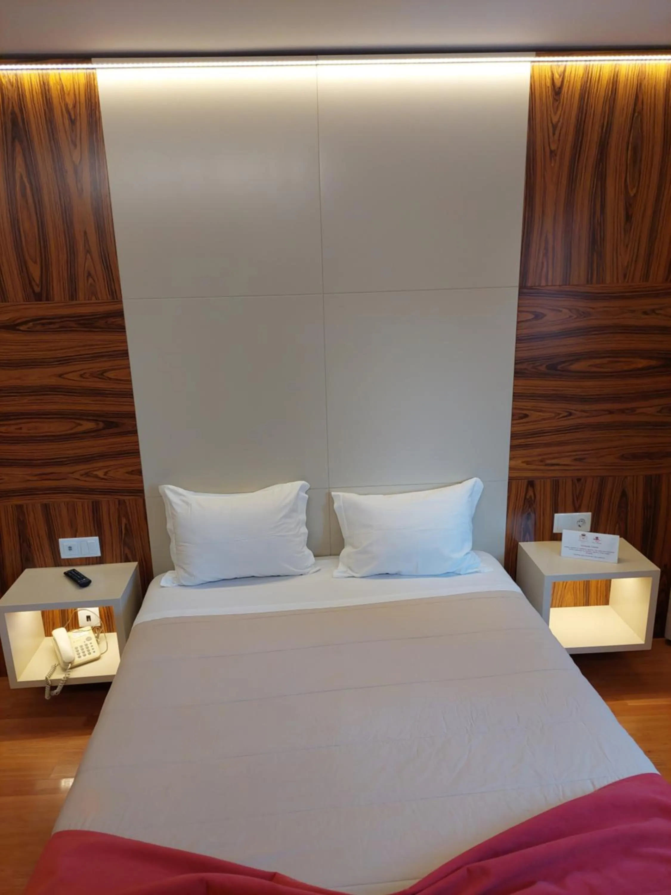 Bed in Hotel Amadora Palace