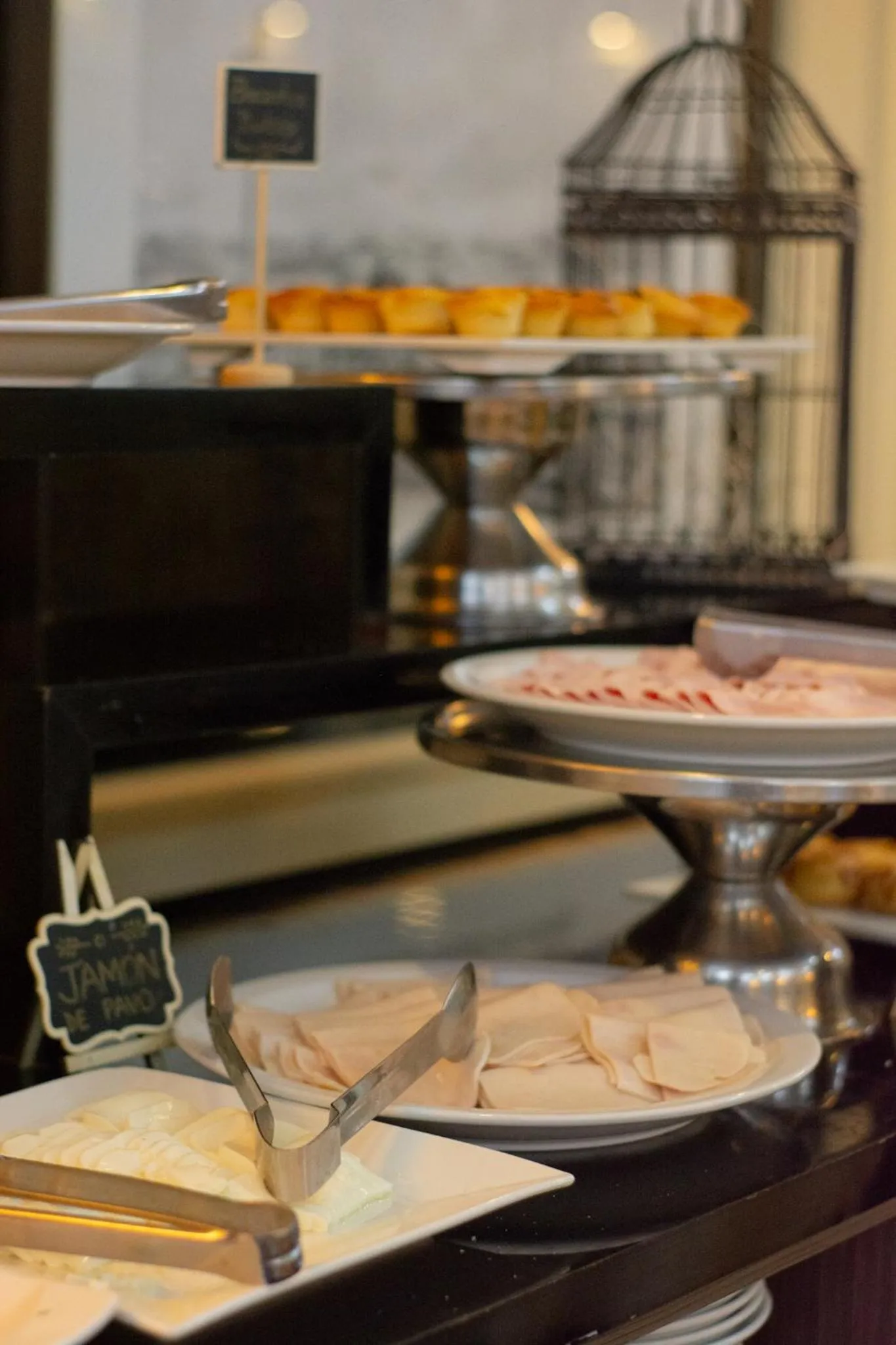 Buffet breakfast in Hotel Frontera Clásico