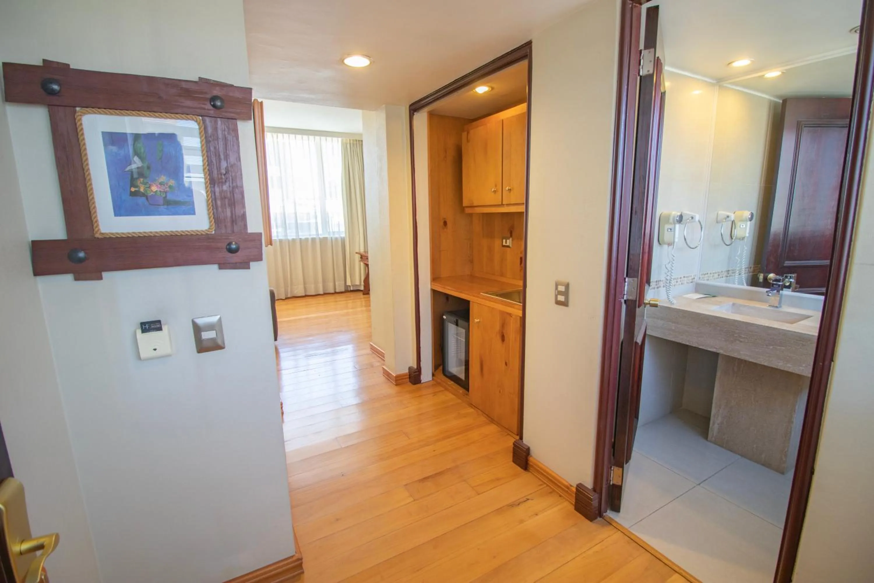 Photo of the whole room in Hotel Frontera Clásico