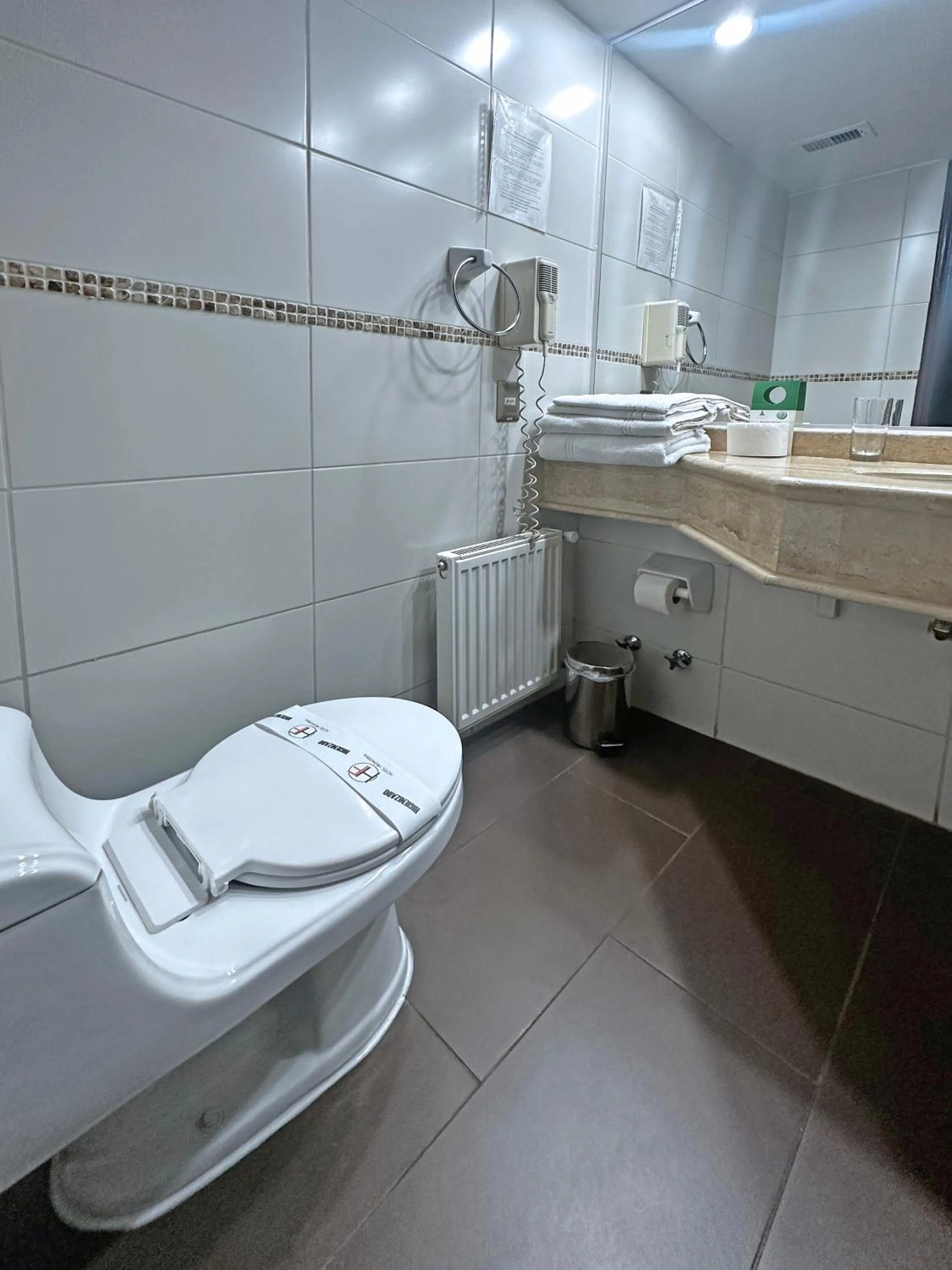 Bathroom in Hotel Frontera Clásico