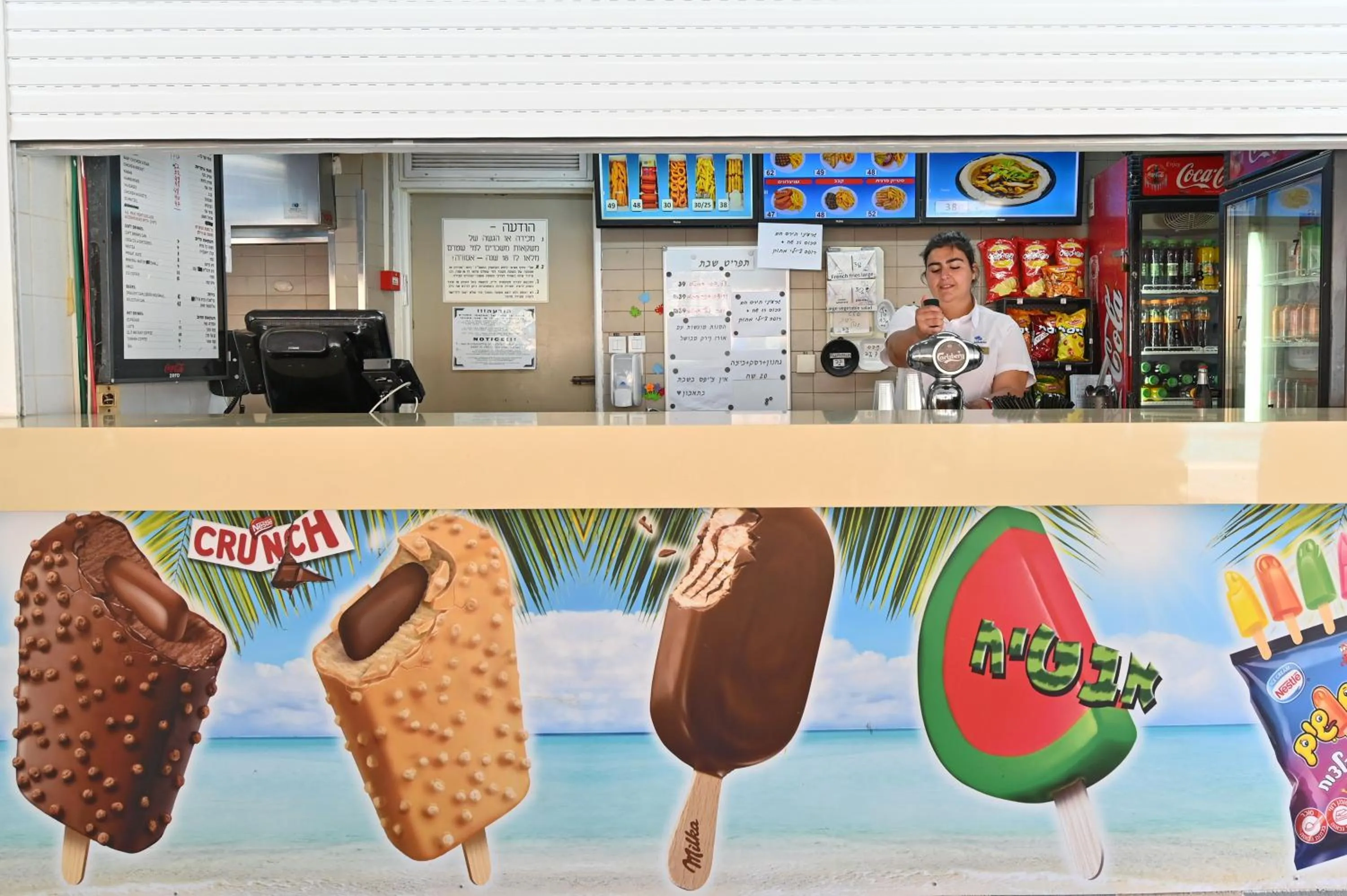 Food and drinks in Club In Eilat - Coral Beach Villa Resort