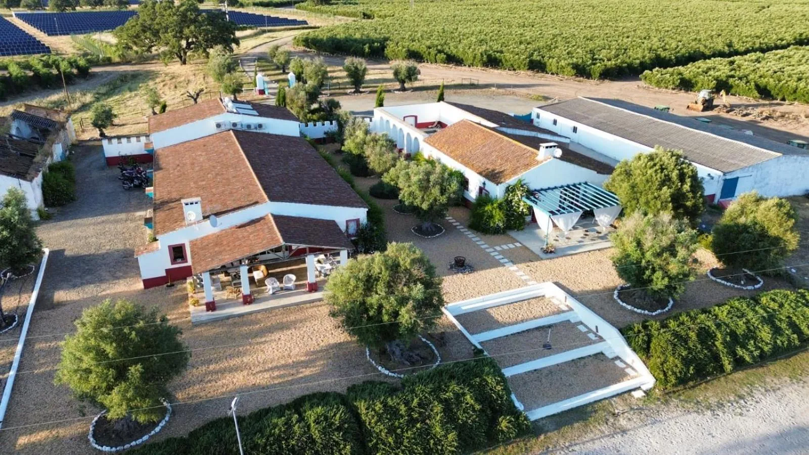 Property building in Quinta da Chaminé
