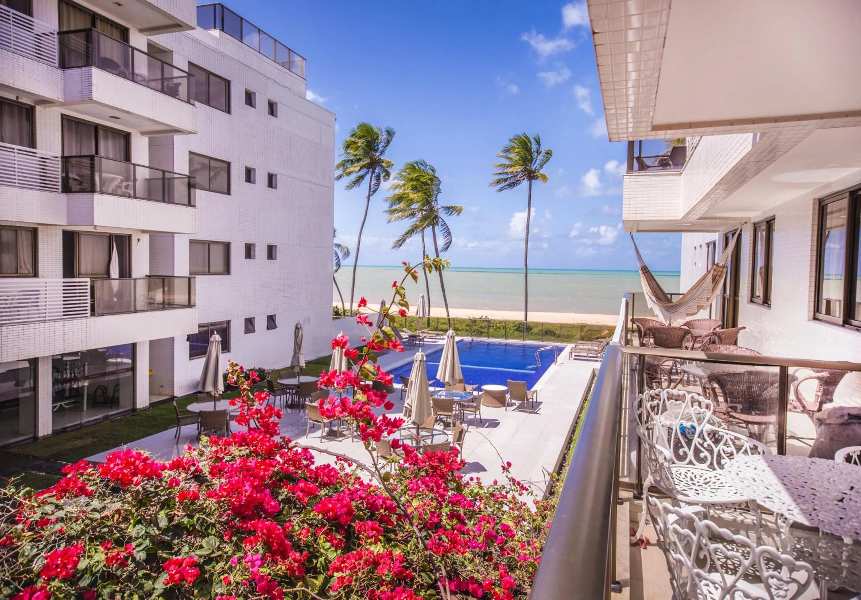 Balcony/Terrace in Unique Beach - Pé Na Areia