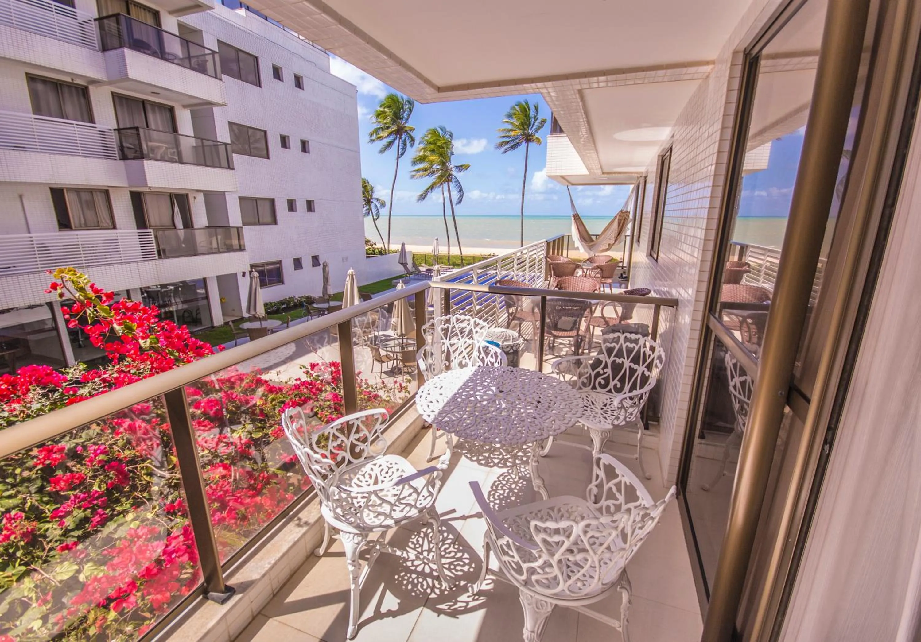 Balcony/Terrace in Unique Beach - Pé Na Areia