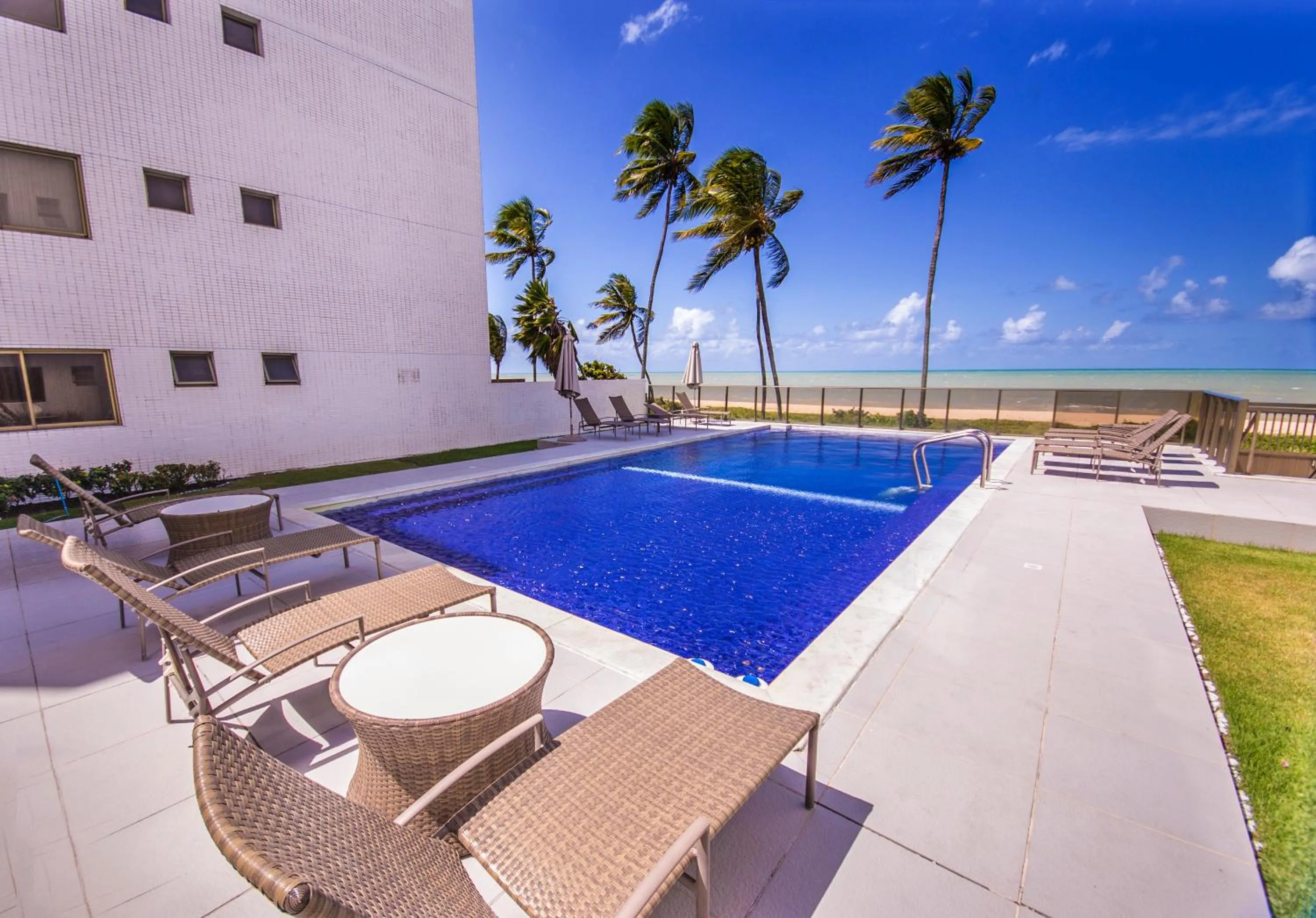 Swimming pool in Unique Beach - Pé Na Areia