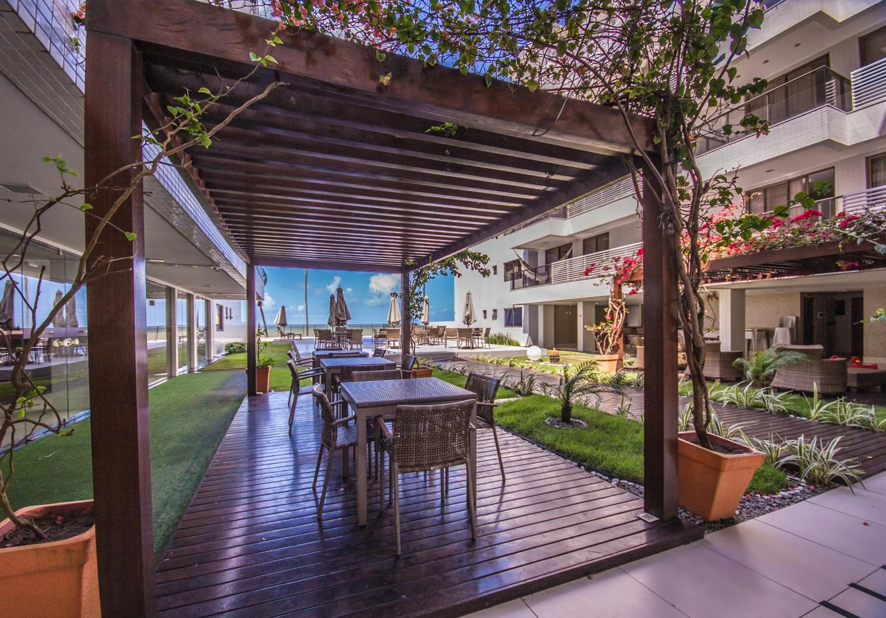 Garden view in Unique Beach - Pé Na Areia