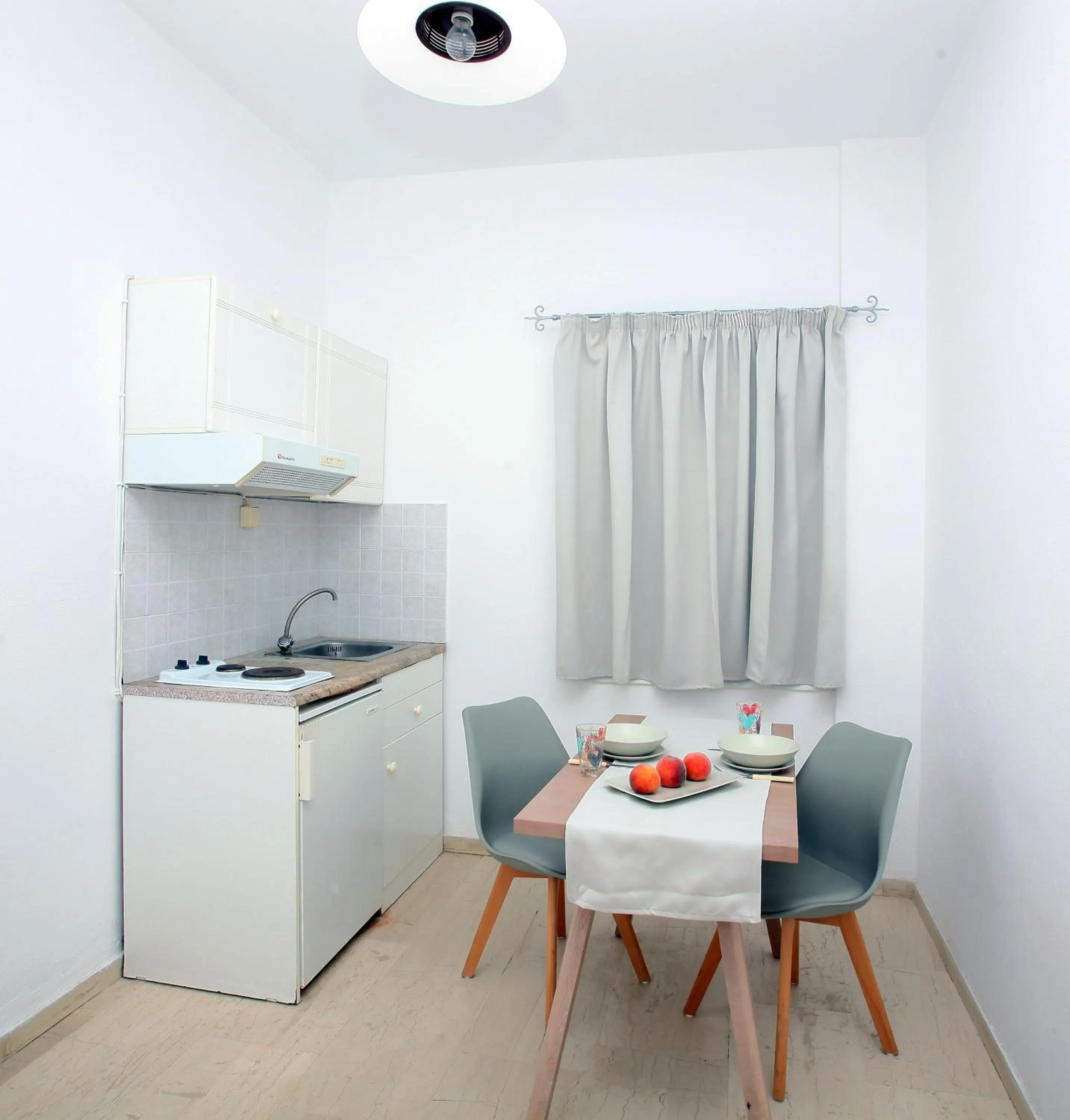 Dining area in Iraklis Apartments