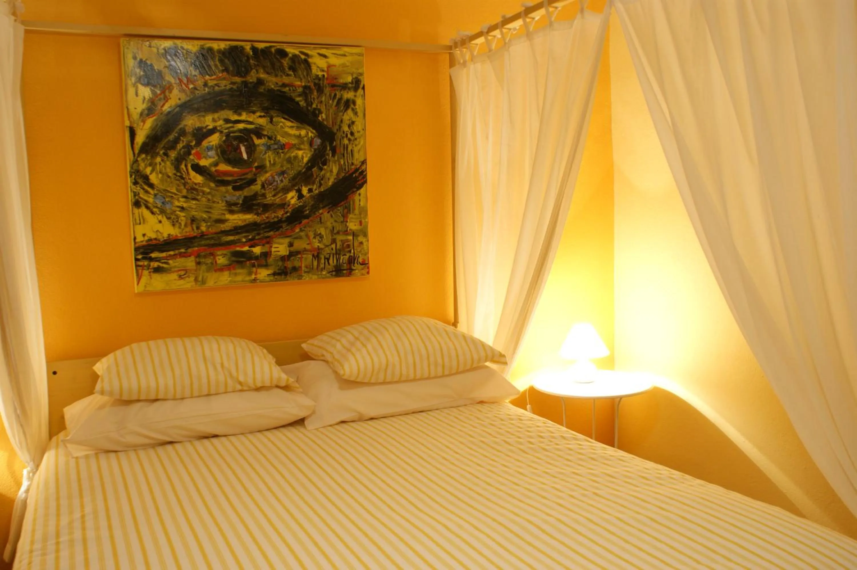 Decorative detail, Bed in La Posada del Recovero