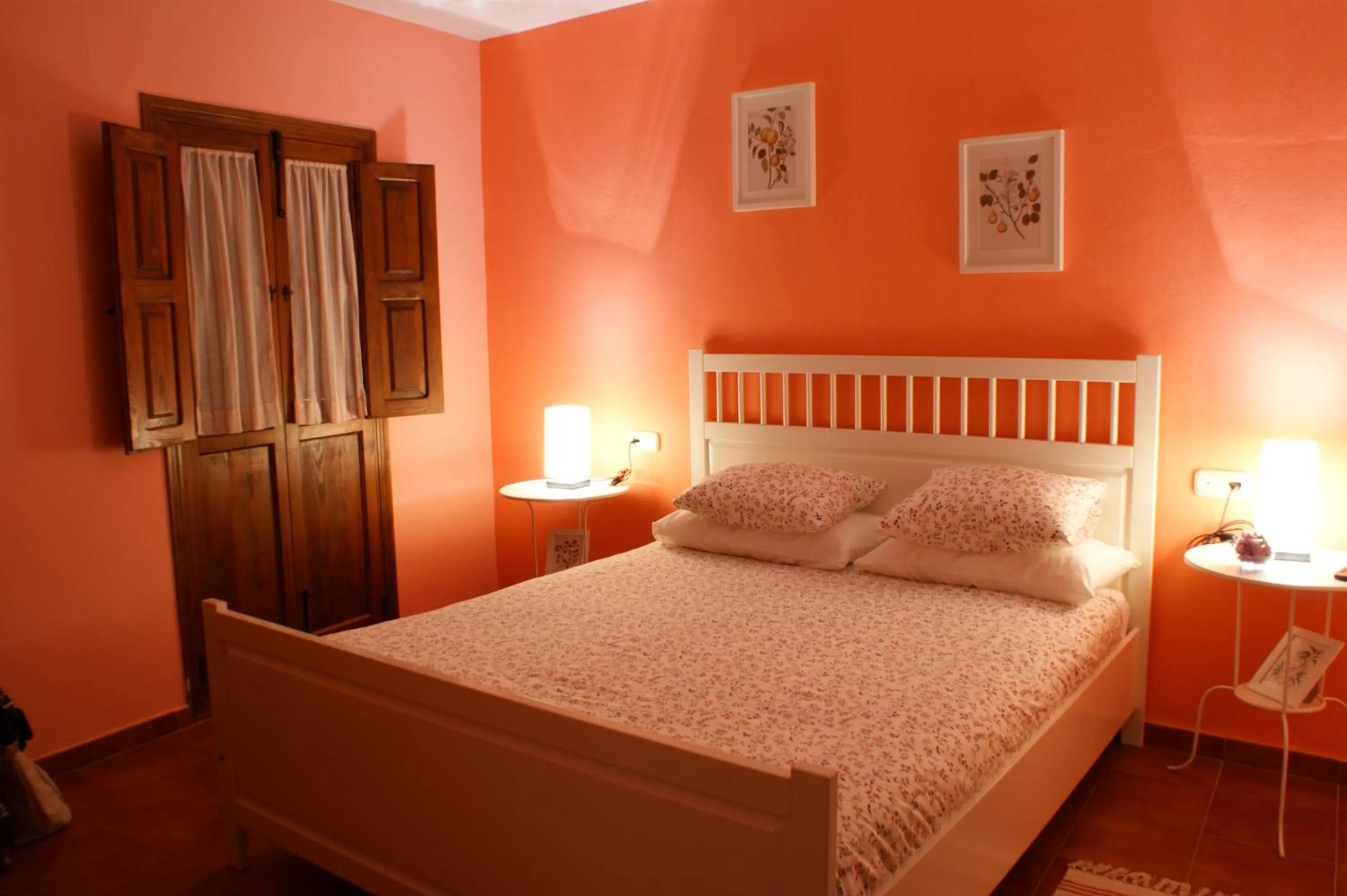 Photo of the whole room, Bed in La Posada del Recovero