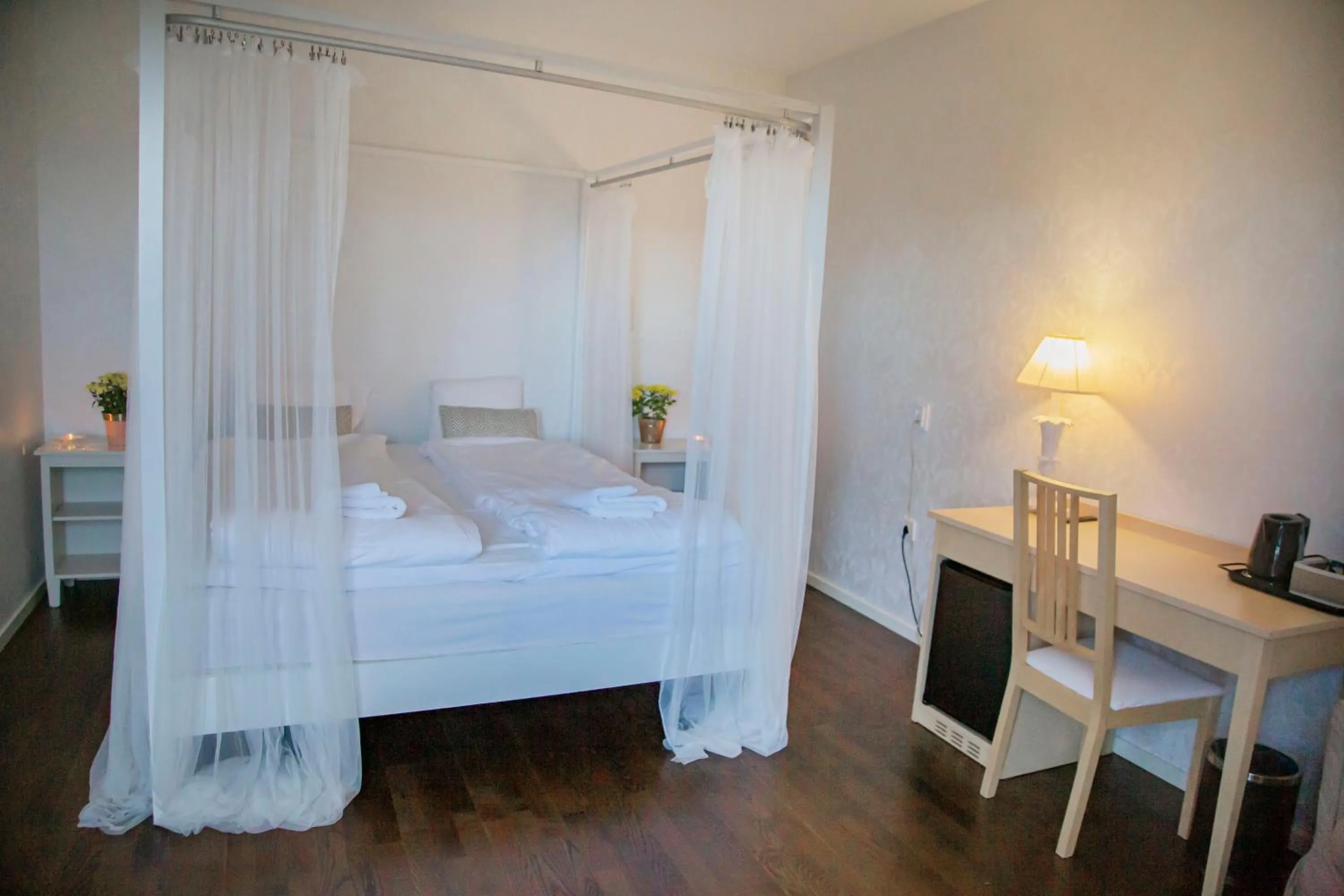 Photo of the whole room, Bed in Hotel Bella Luna