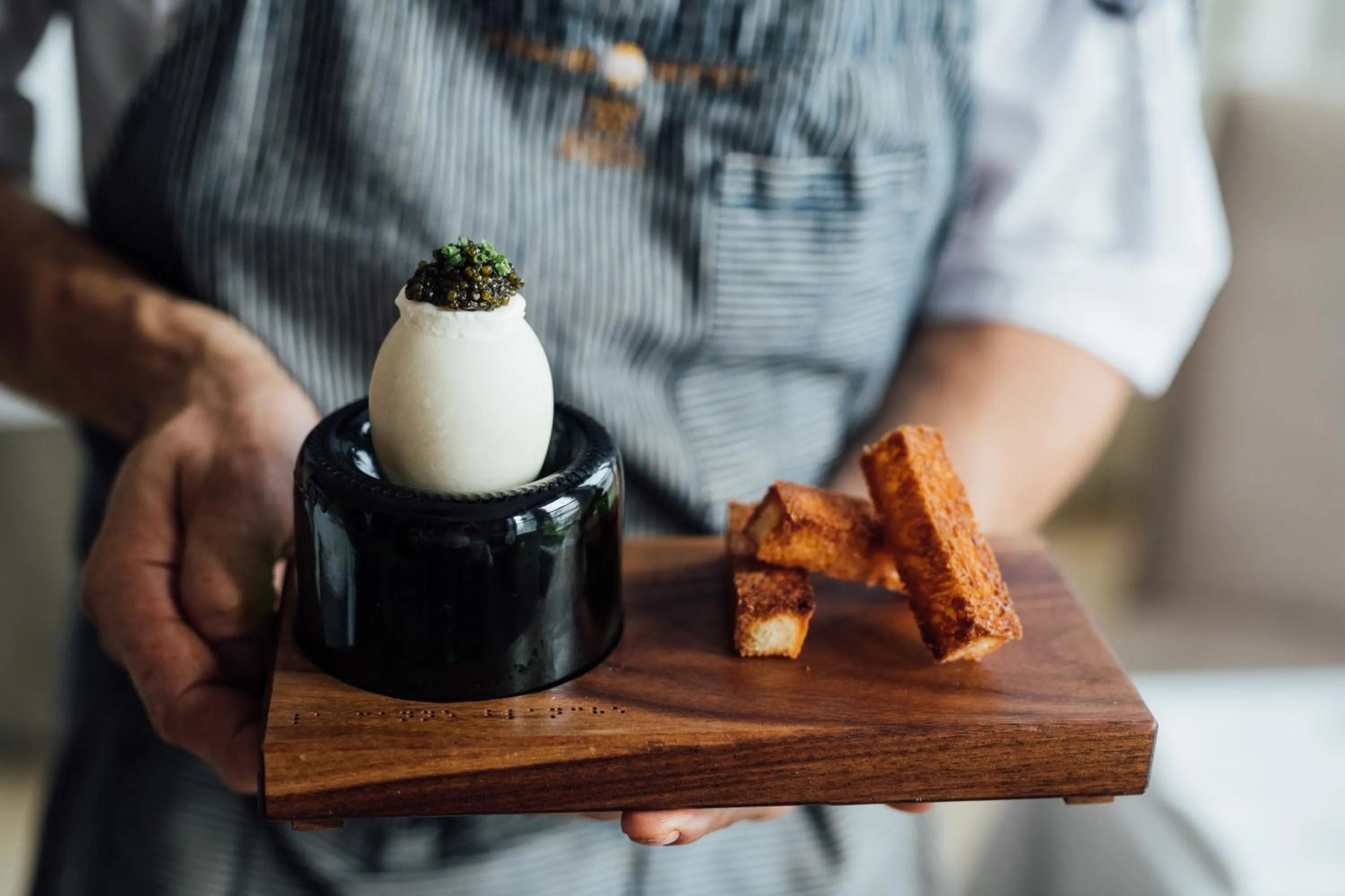 Restaurant/places to eat in Manoir Hovey, Relais & Châteaux