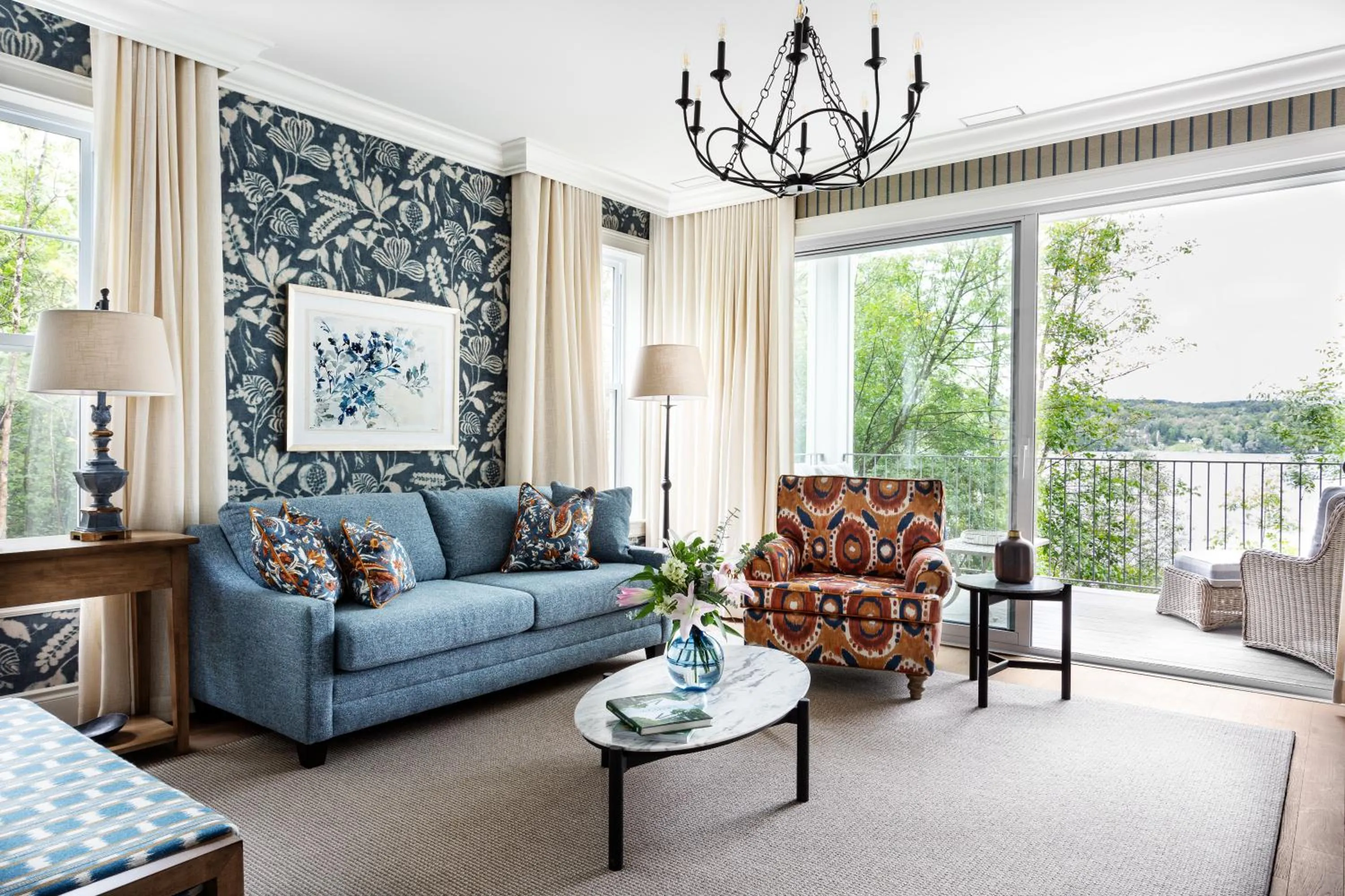 Bedroom in Manoir Hovey, Relais & Châteaux